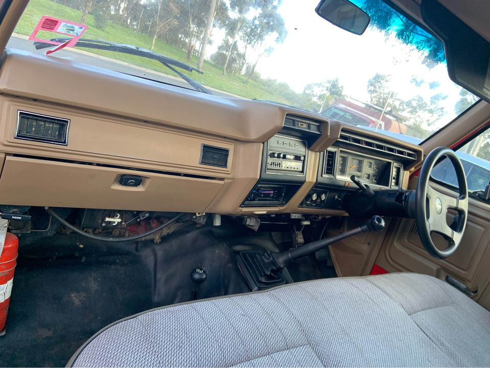 1989 FORD F150 UTILITY