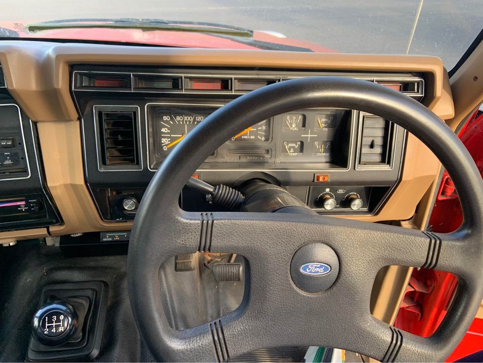 1989 FORD F150 UTILITY