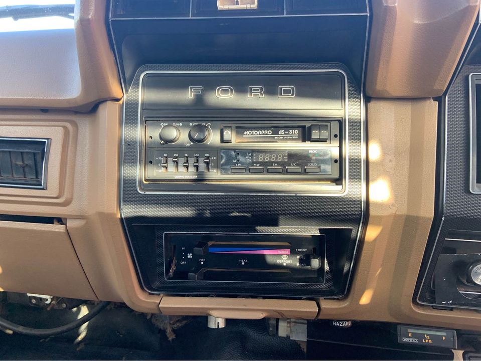 1989 FORD F150 UTILITY