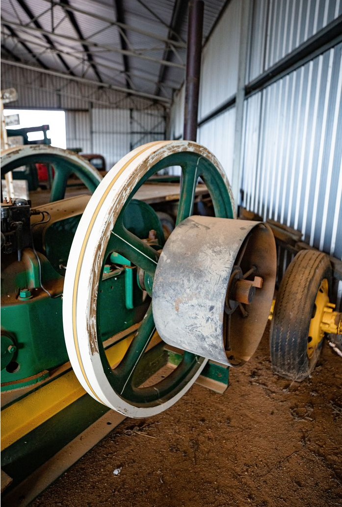 1928 CROSSLEY STATIONARY ENGINE