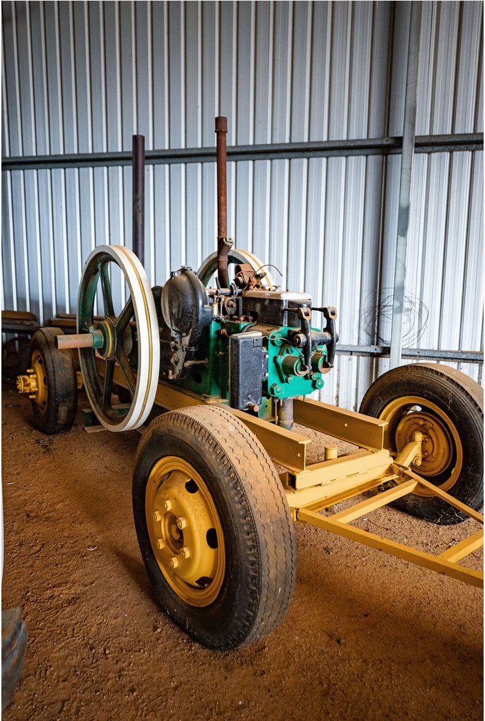 1928 CROSSLEY STATIONARY ENGINE