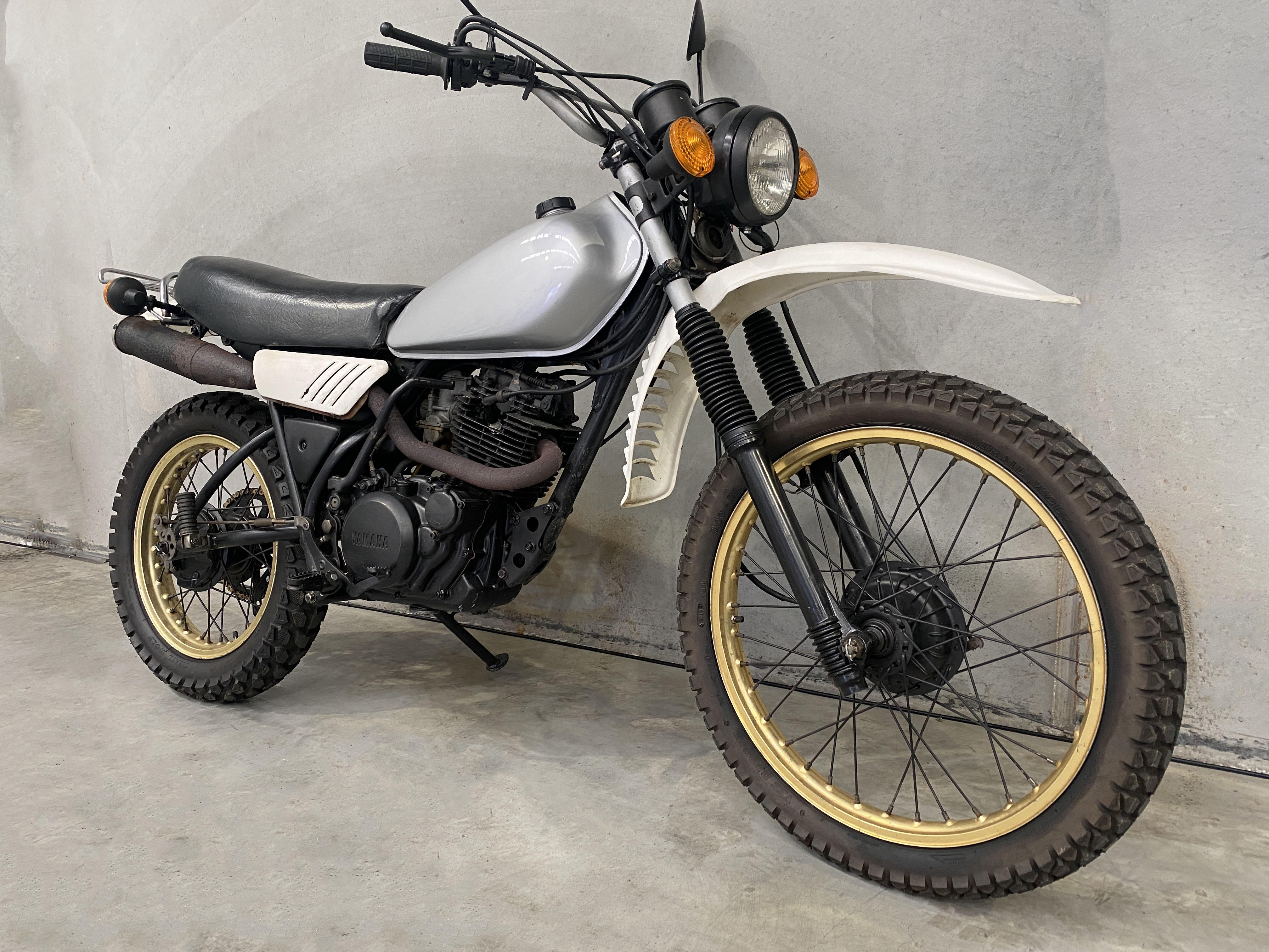1981 YAMAHA XT250 TRAIL 