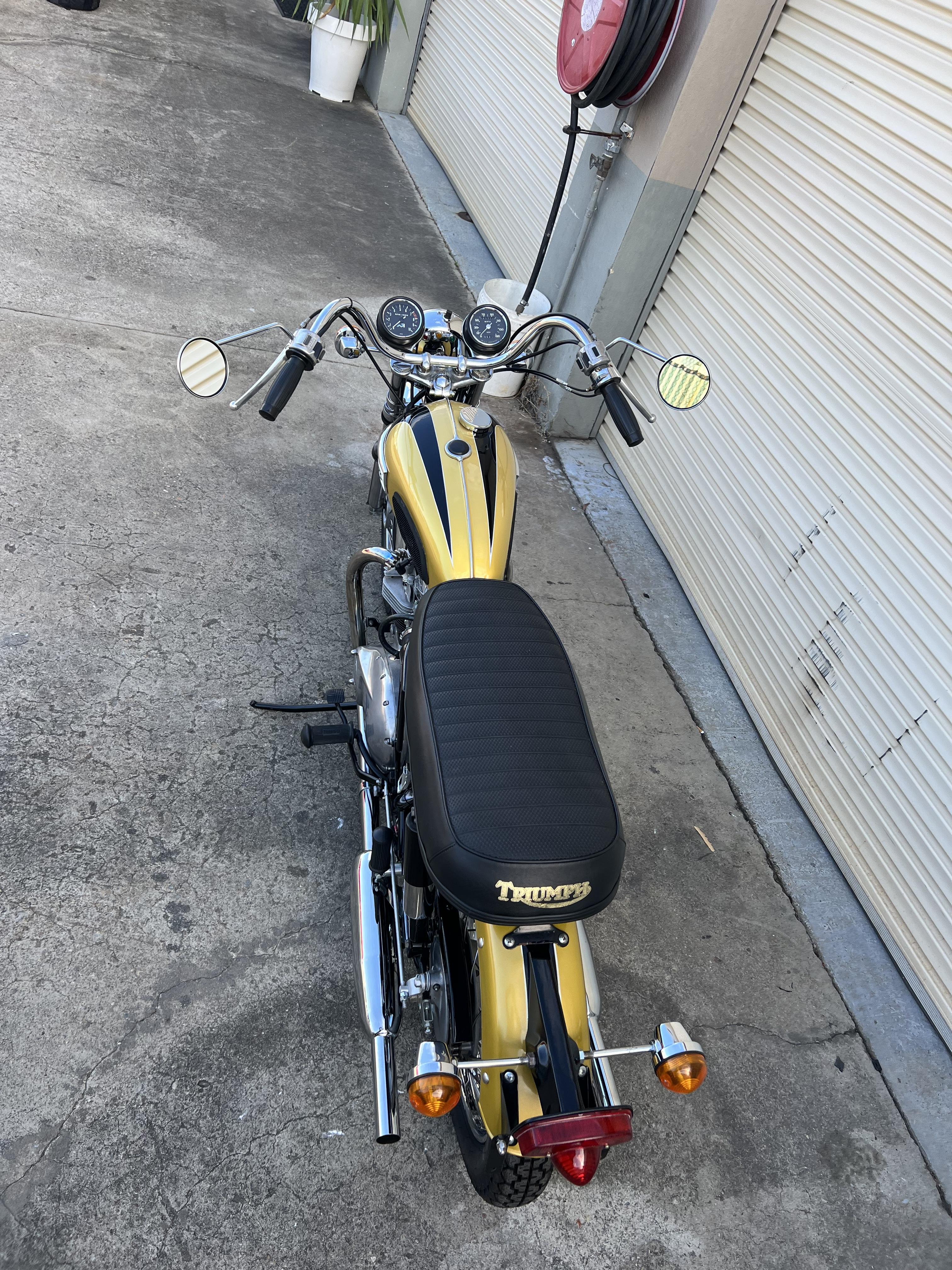 1971 TRIUMPH BONNEVILLE T120 ROAD