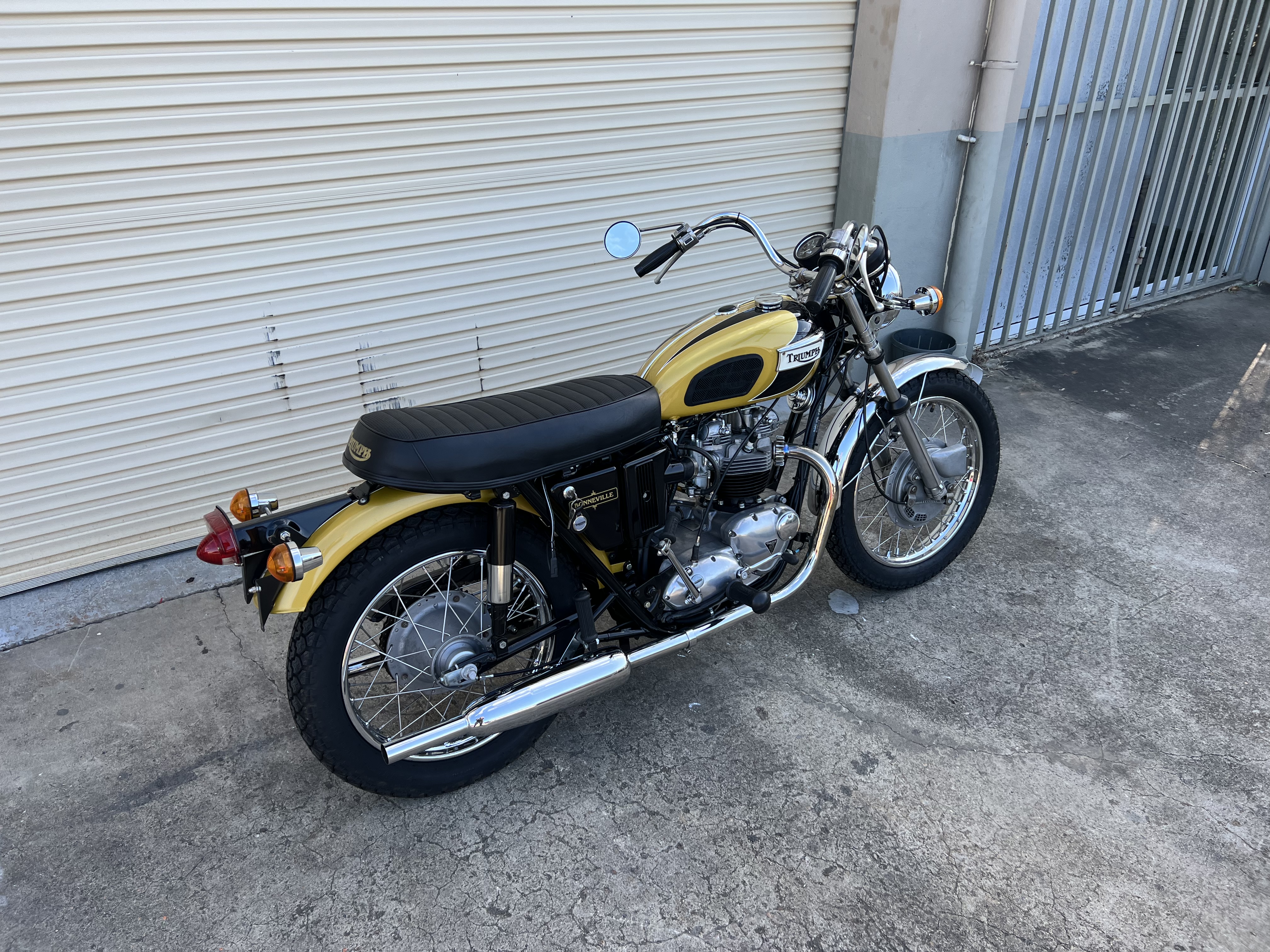 1971 TRIUMPH BONNEVILLE T120 ROAD