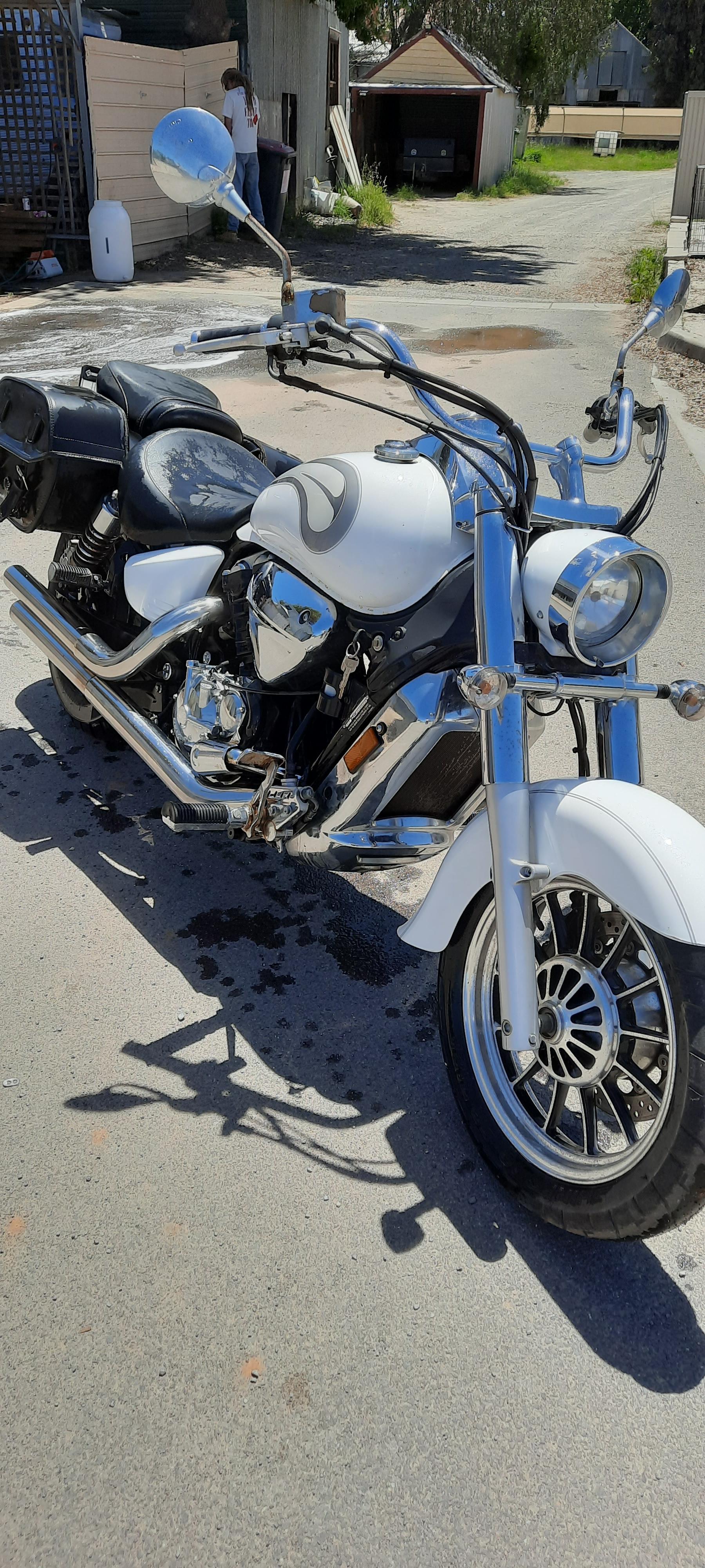 2011 HYOSUNG GV650 AQUILA 650CC CRUISER