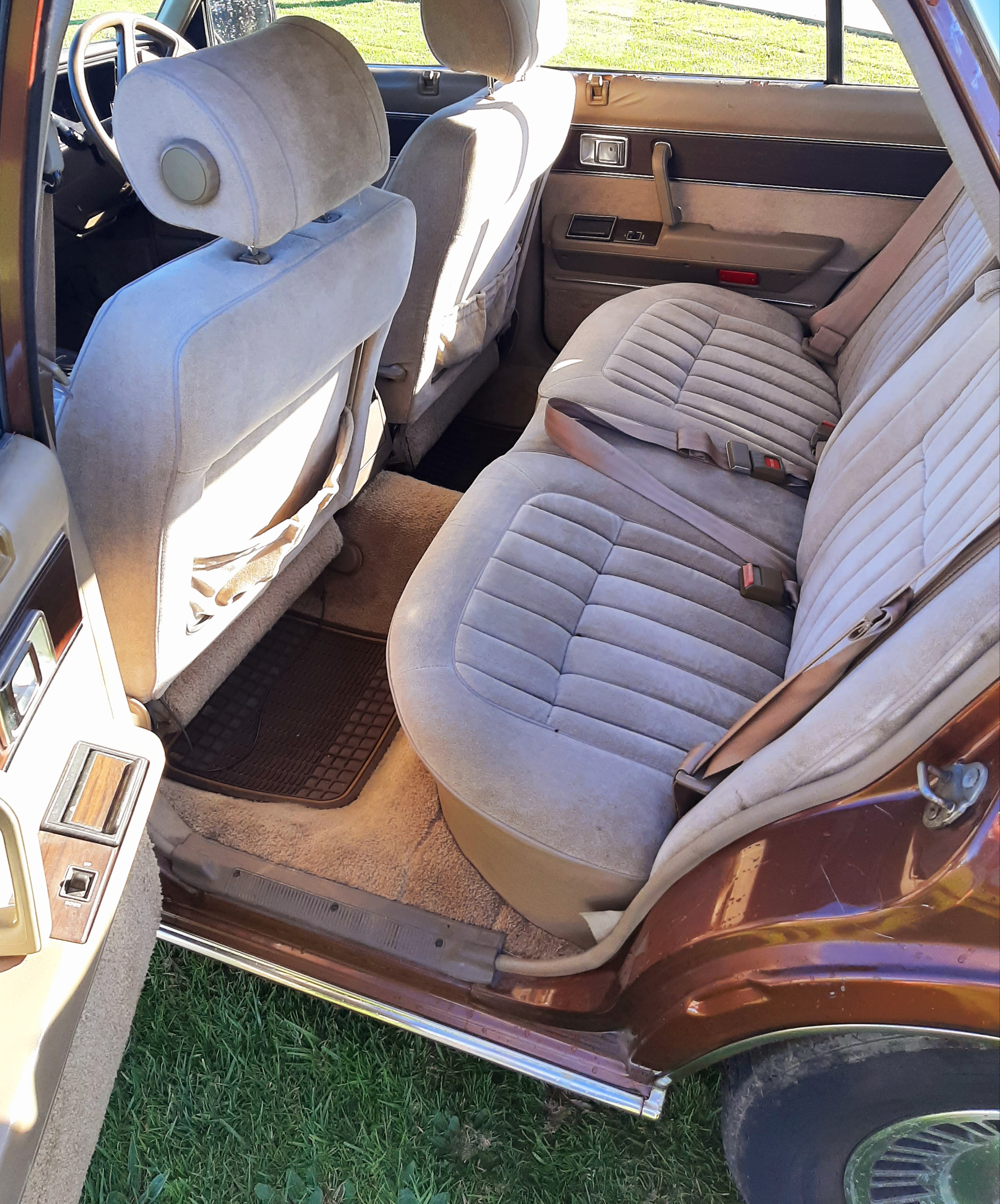 1980 TOYOTA CROWN ROYAL SALOON