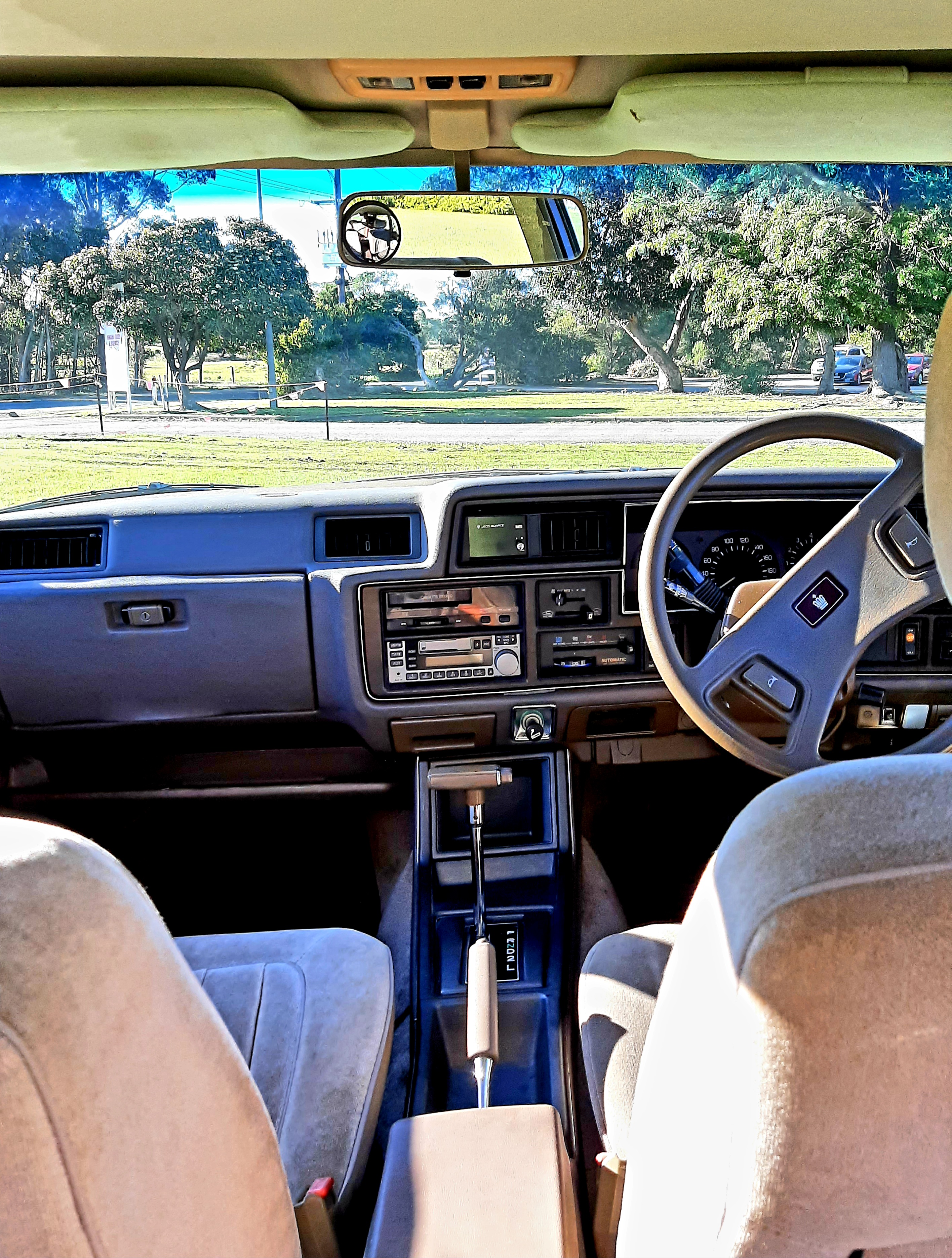 1980 TOYOTA CROWN ROYAL SALOON