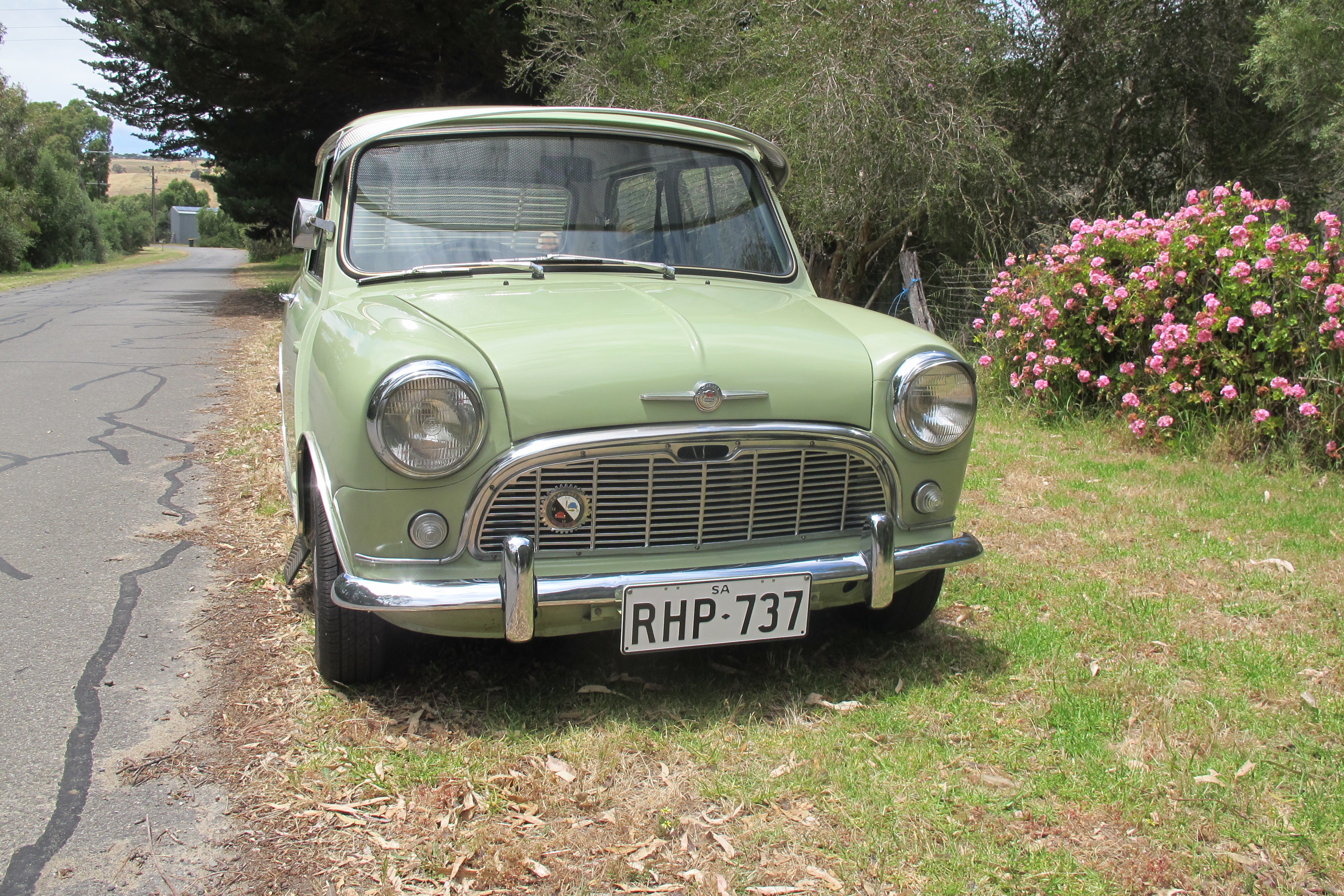 1961 MORRIS 850 SEDAN 