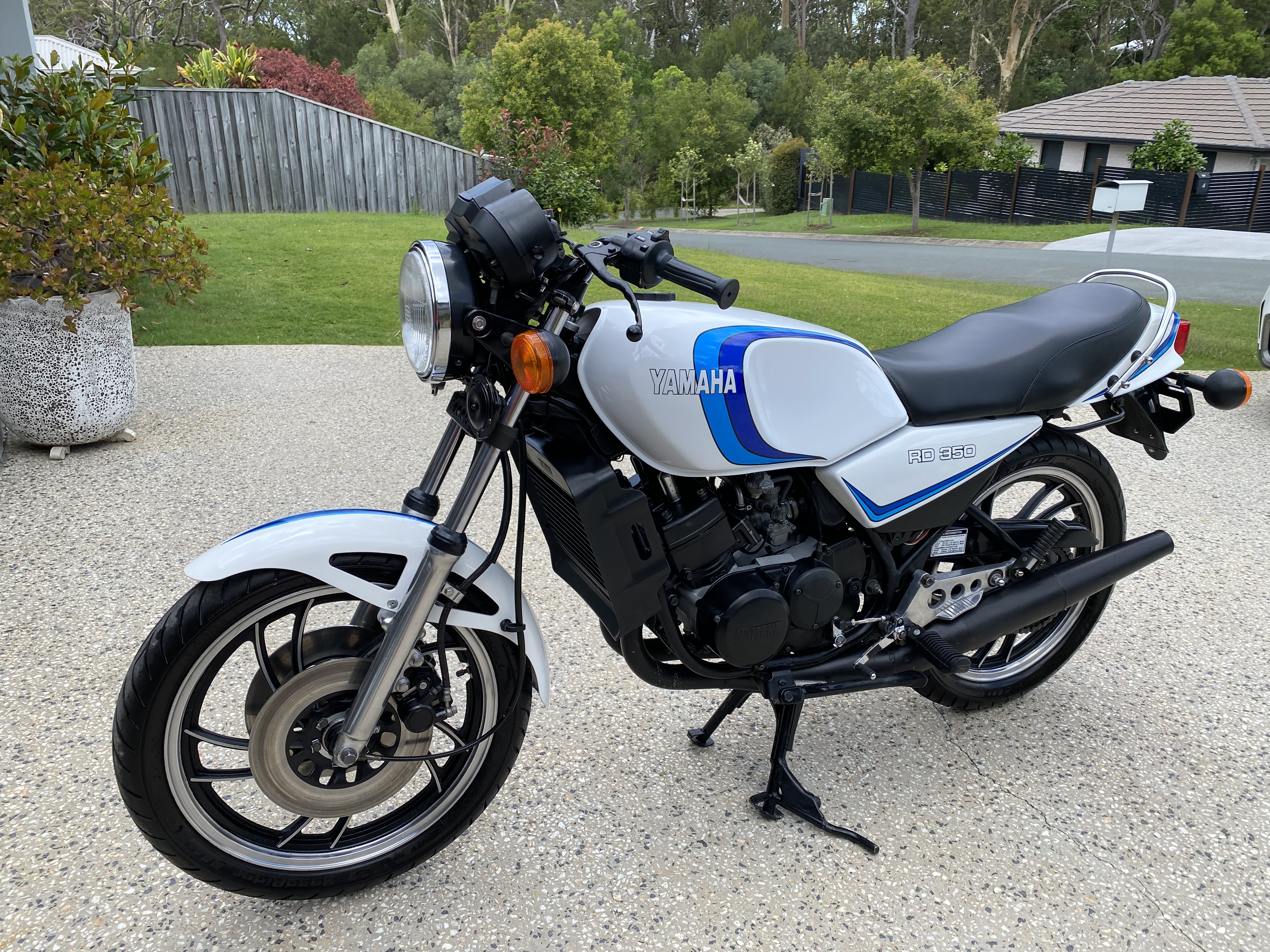 1981 YAMAHA RD350 LC ROAD