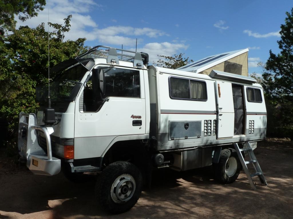 1989 MITSUBISHI CANTER CAMPERVAN