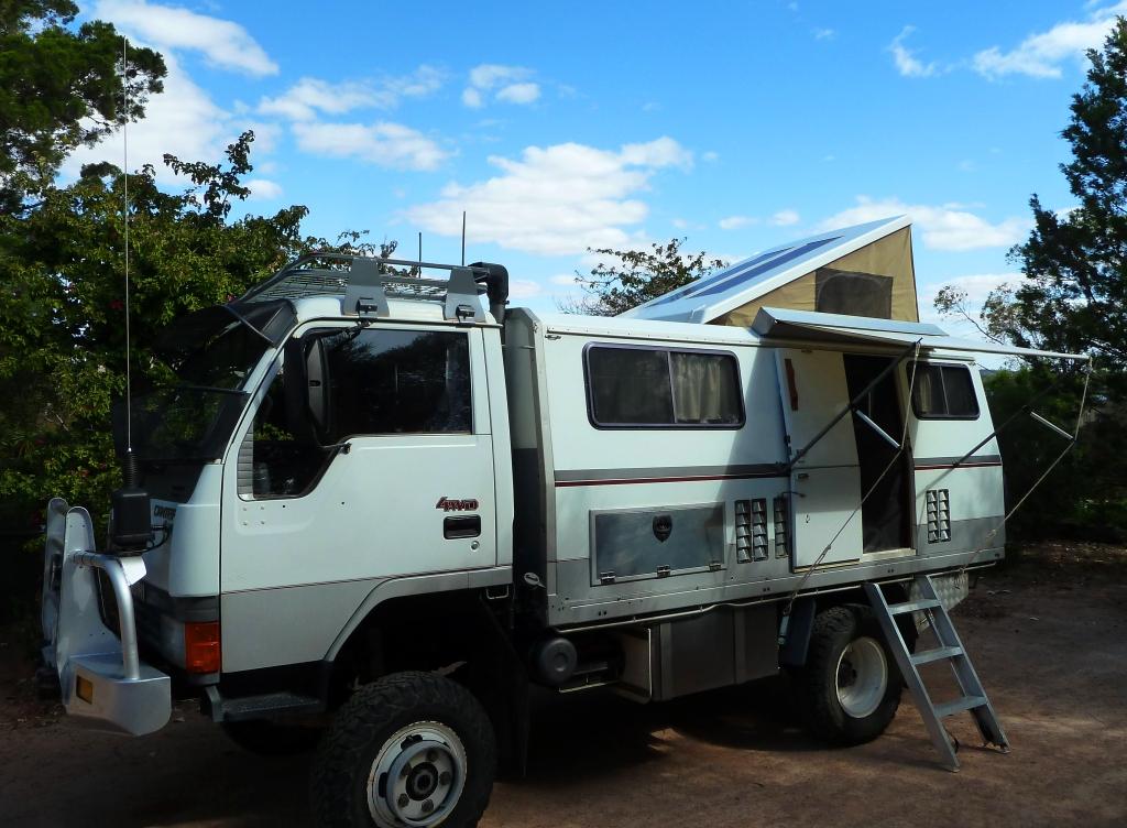1989 MITSUBISHI CANTER CAMPERVAN
