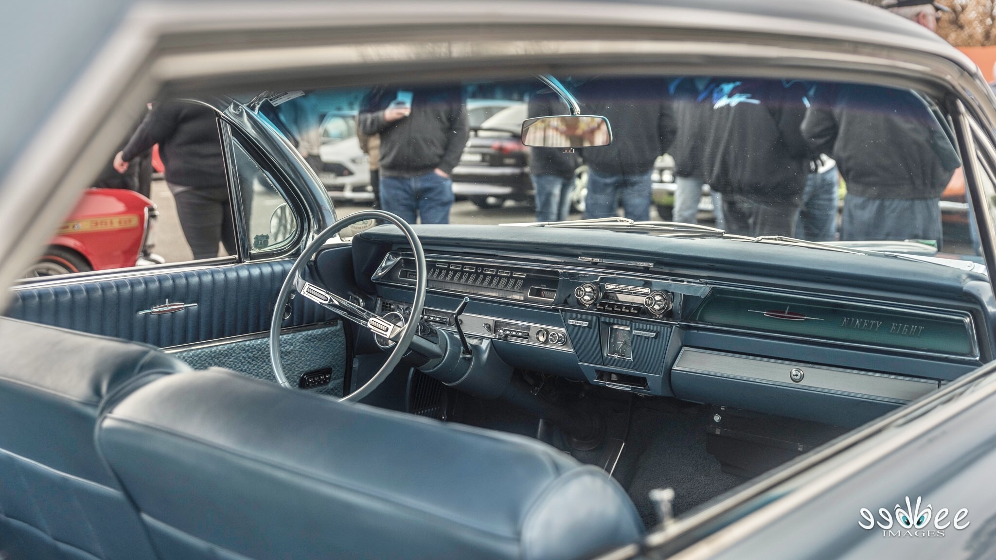 1962 OLDSMOBILE 98 COUPE