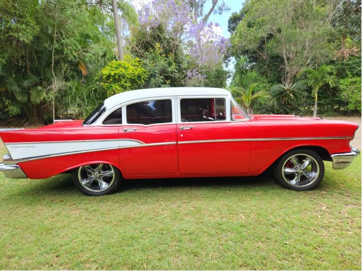 1957 CHEVROLET 210 SEDAN 