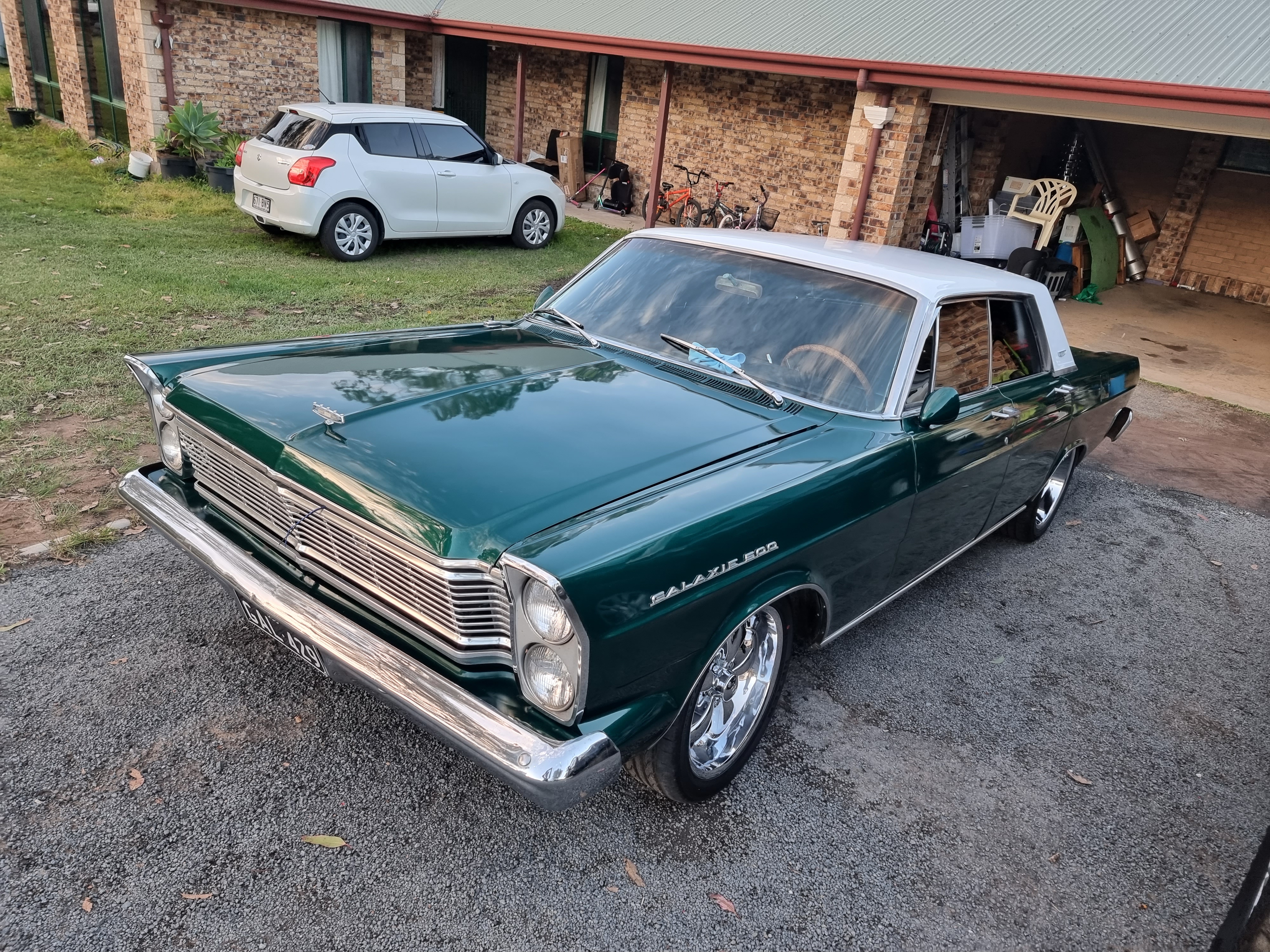 1965 FORD GALAXIE 500 SEDAN