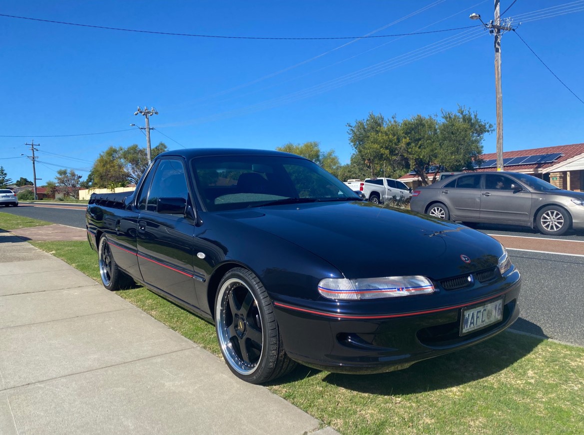 1999 HOLDEN COMMODORE VSIII S 5 SP MANUAL UTILITY