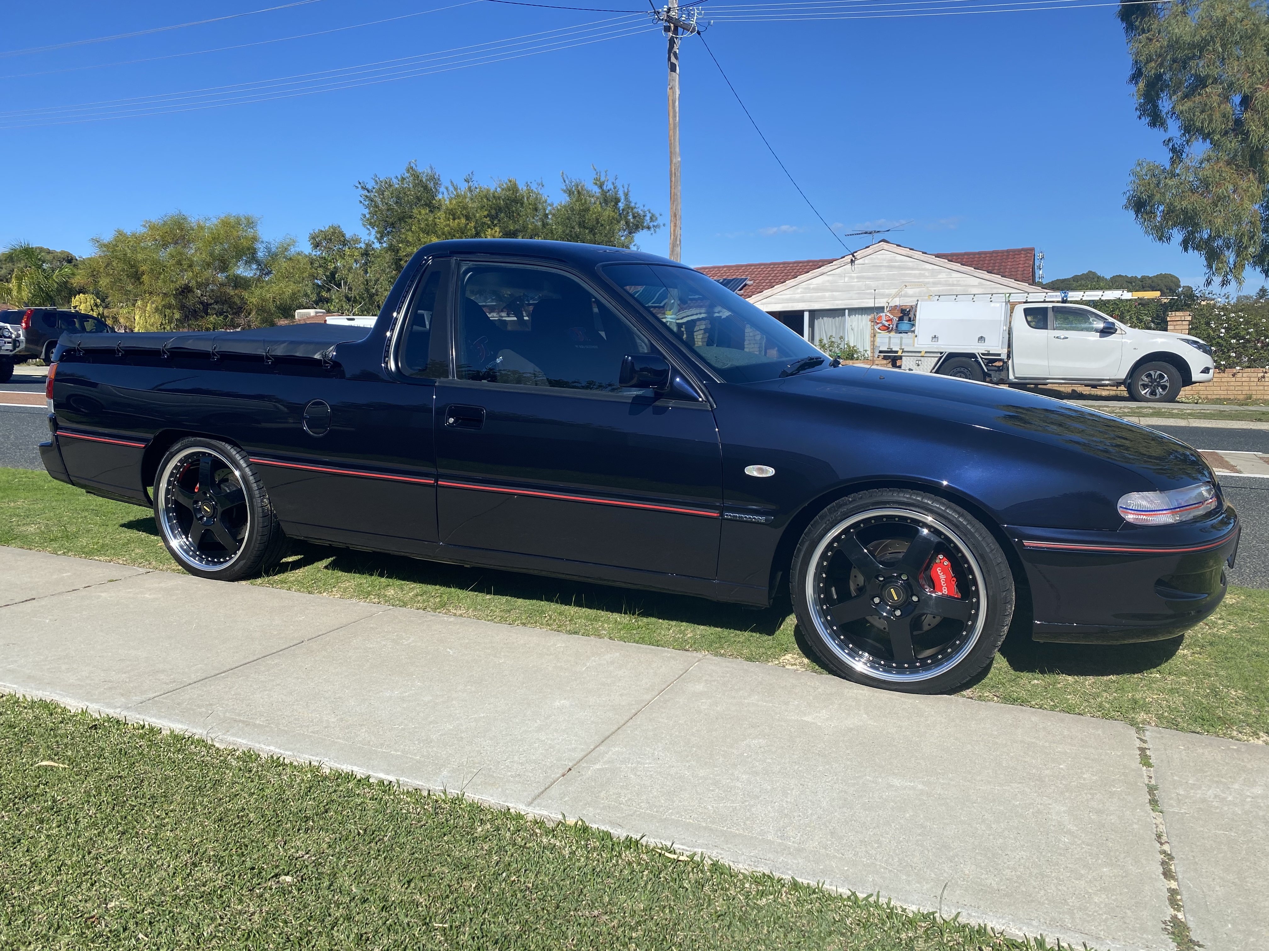 1999 HOLDEN COMMODORE VSIII S 5 SP MANUAL UTILITY