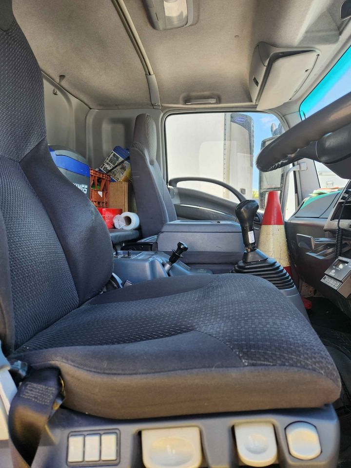 2010 ISUZU FVL 1400 REFRIGERATED TRUCK