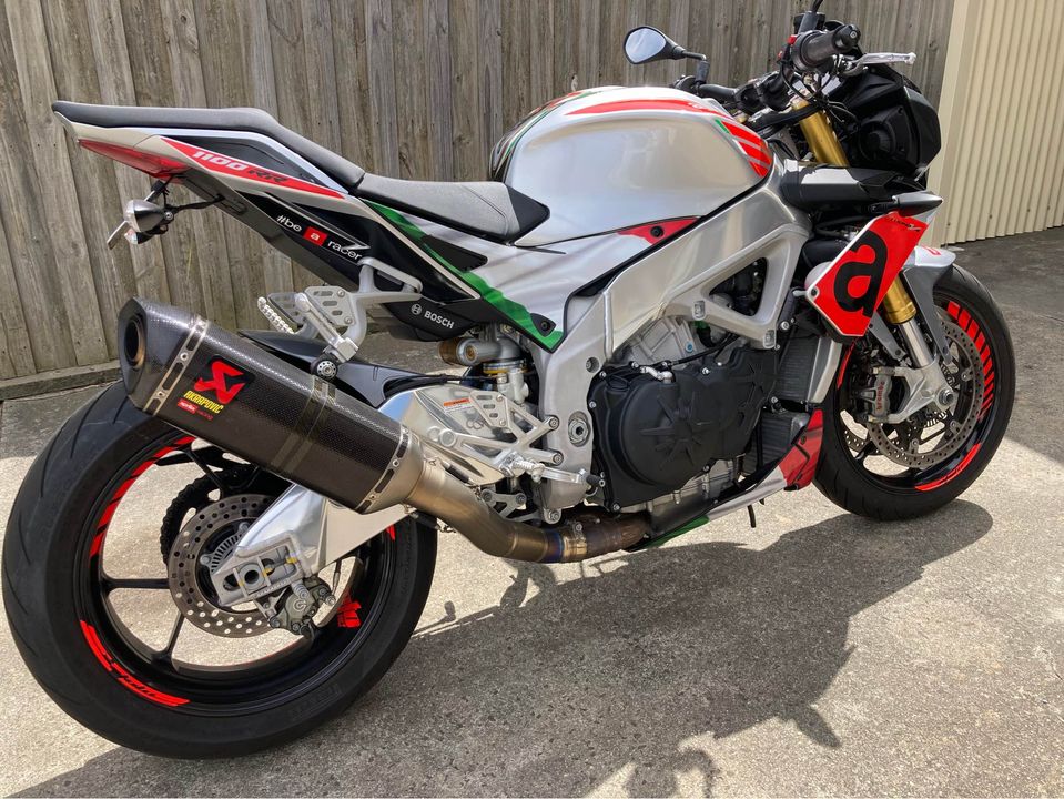 2017 APRILIA TUONO 1100RR SPORTS