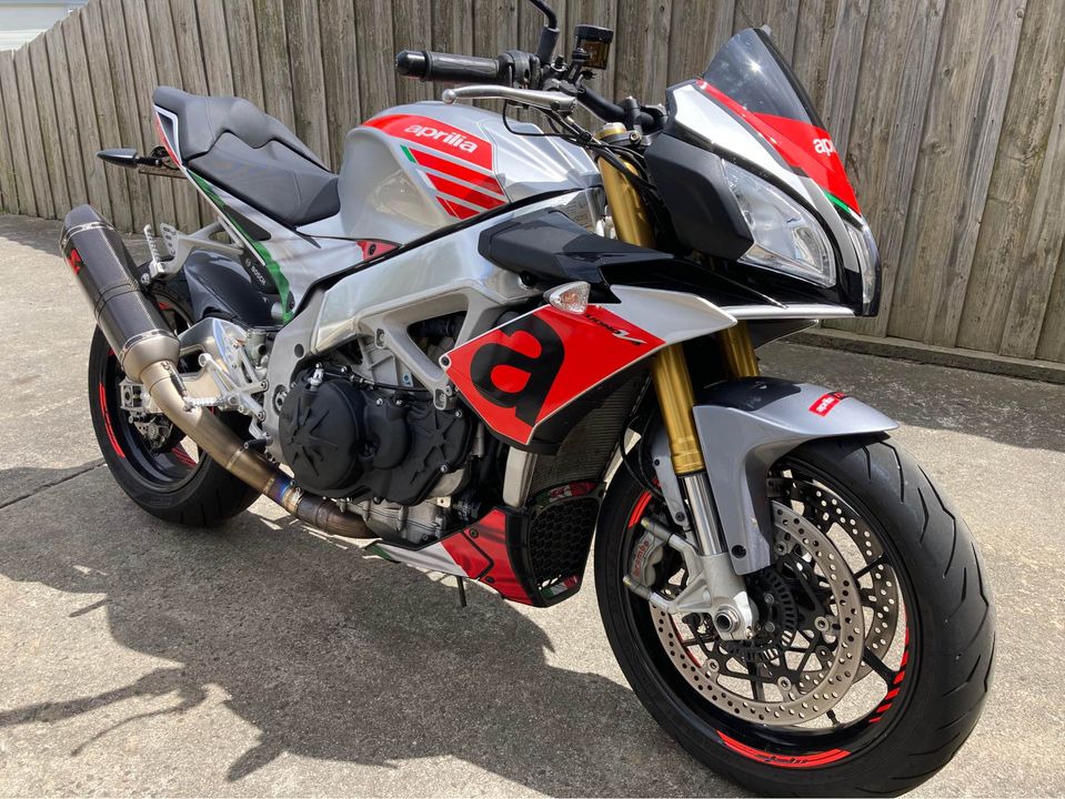 2017 APRILIA TUONO 1100RR SPORTS