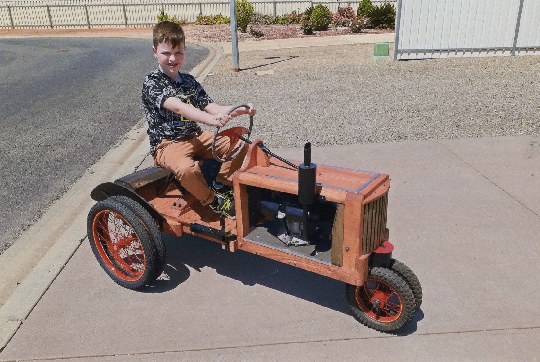2022 HOMEMADE TIMBER TRACTOR