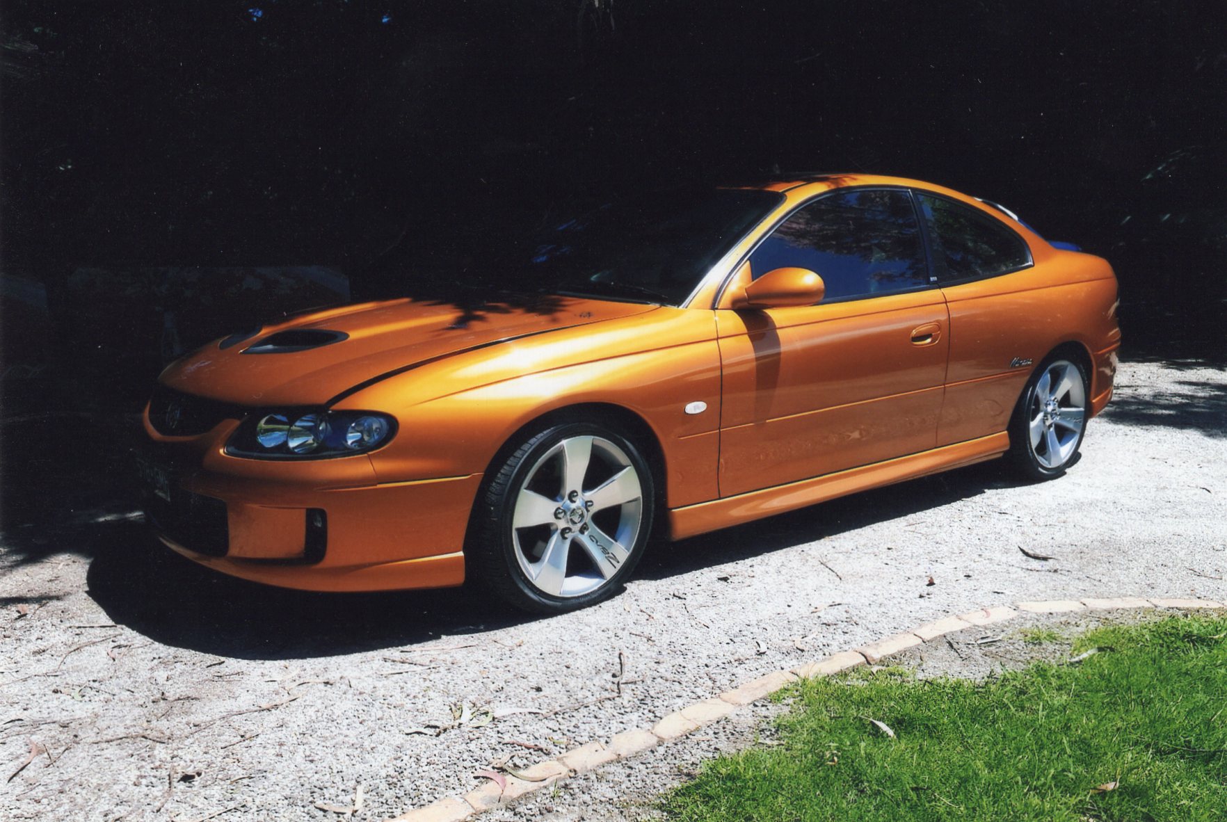 2005 HOLDEN MONARO VZ CV8-Z COUPE