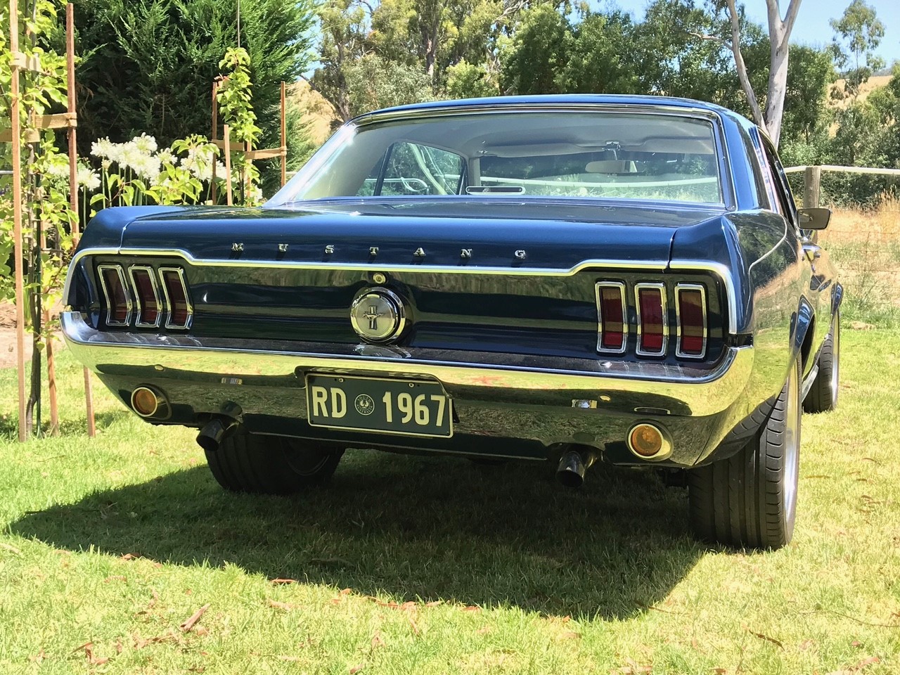 1967 FORD MUSTANG 5 SP MANUAL COUPE