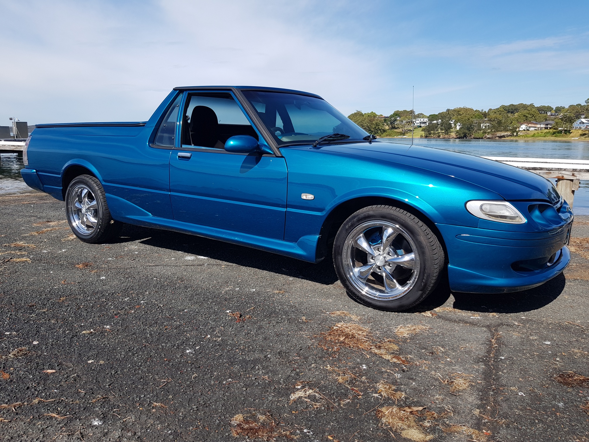 1990 FORD FALCON V8 XF UTILITY