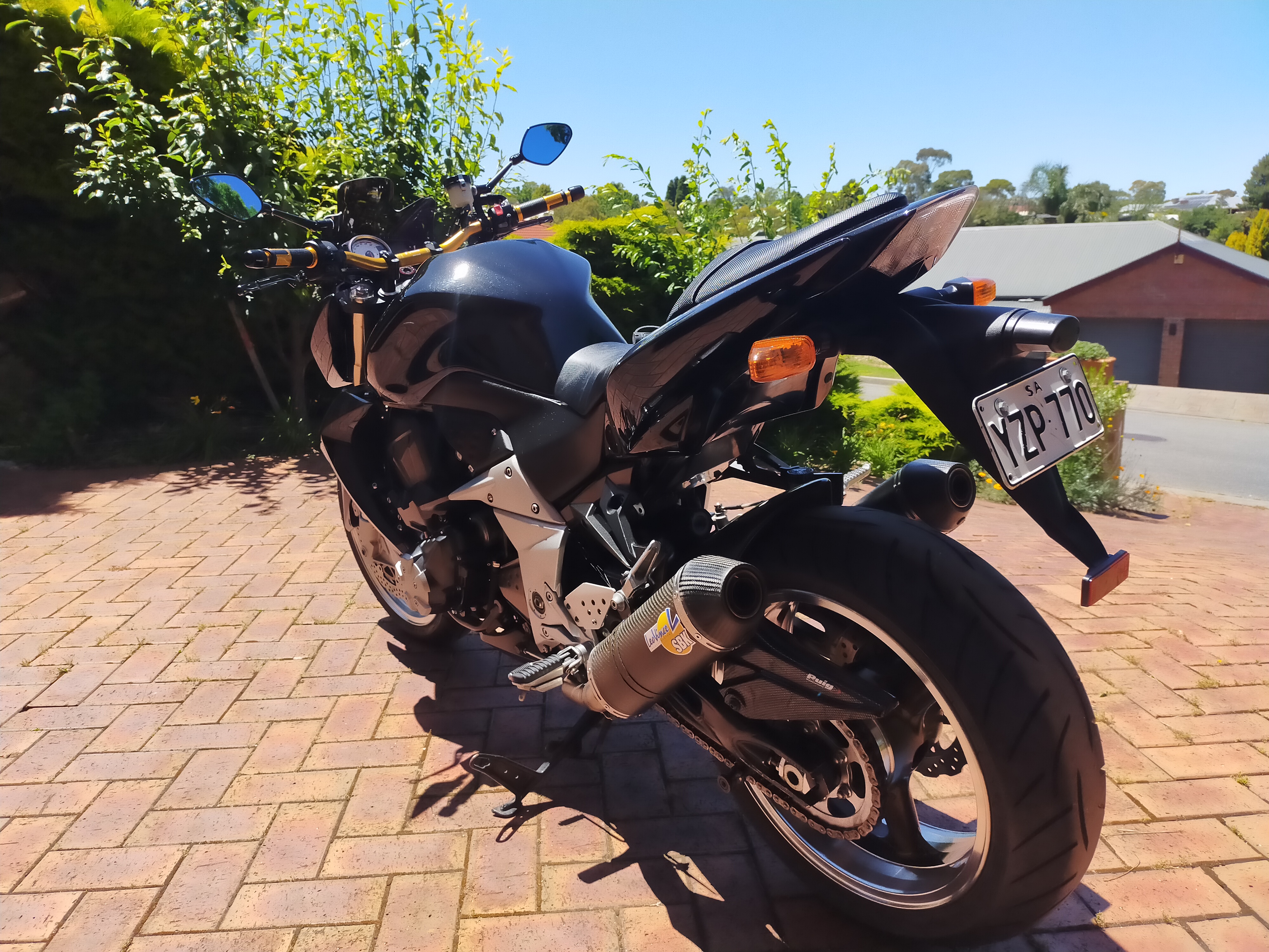 2007 KAWASAKI Z1000 ROAD