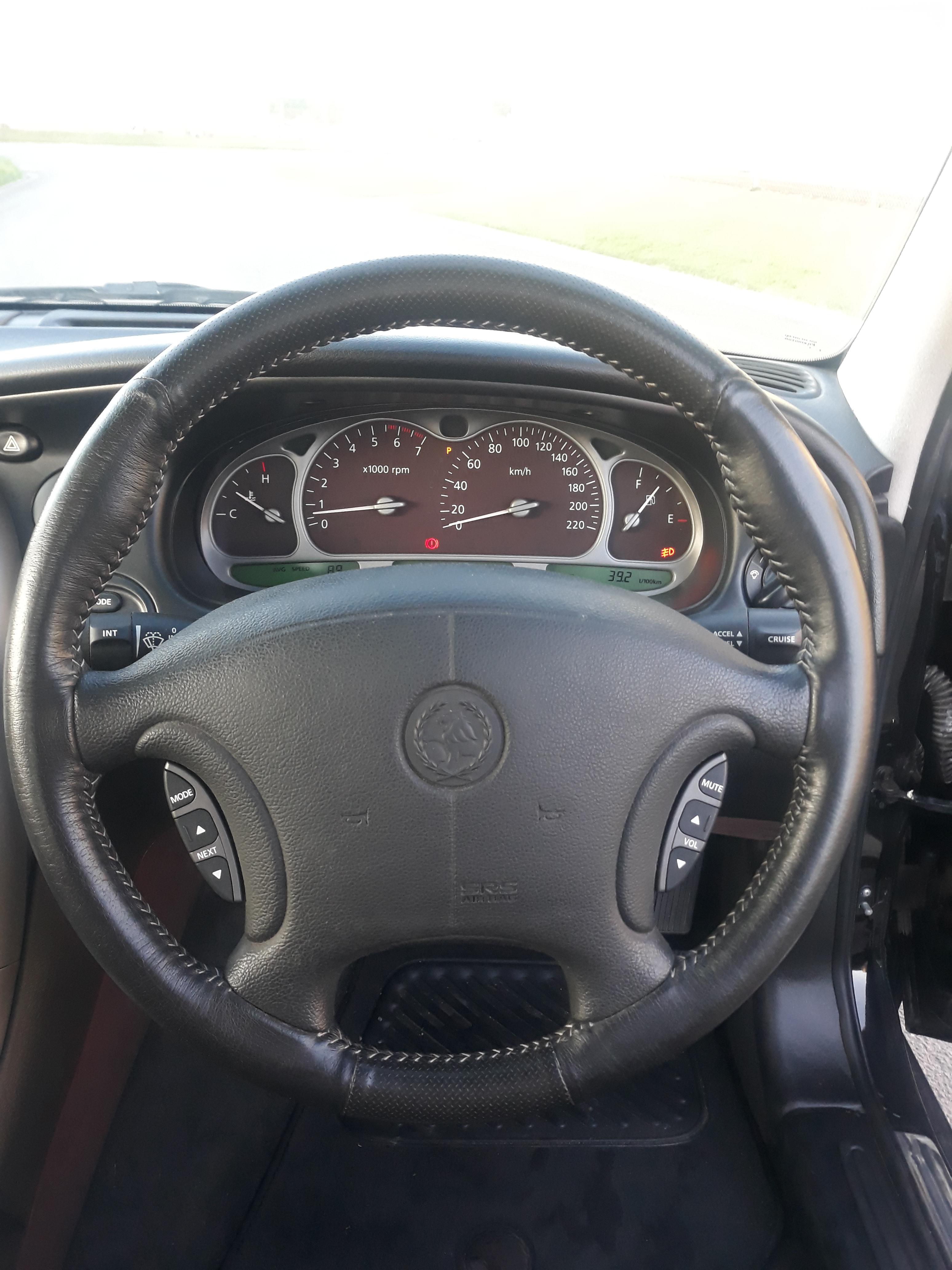 2002 HOLDEN STATESMAN WHII INTERNATIONAL 4 SP AUTOMATIC 4D SEDAN