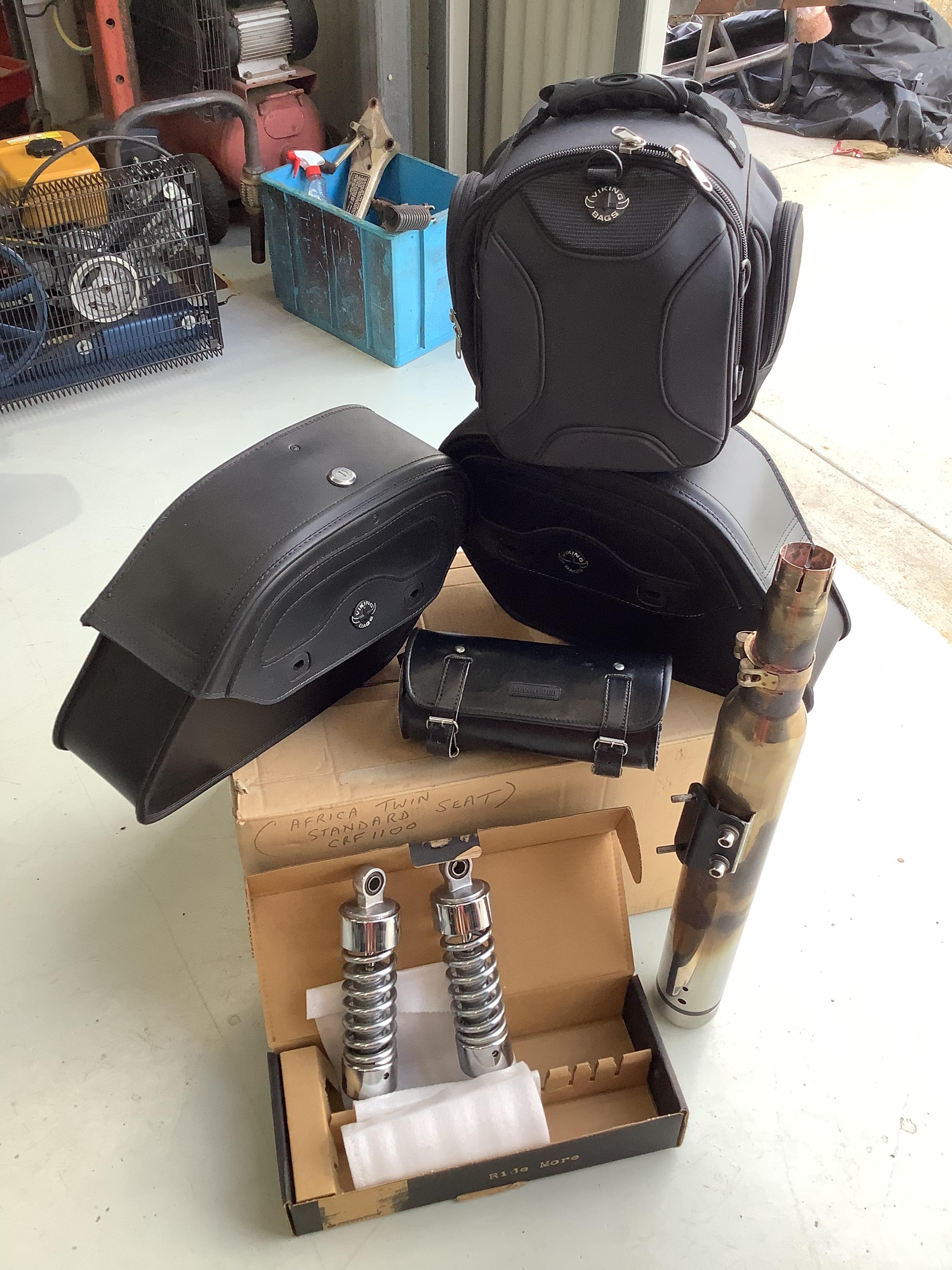 2019 SUZUKI BOULEVARD S40 (LS650B) CRUISER