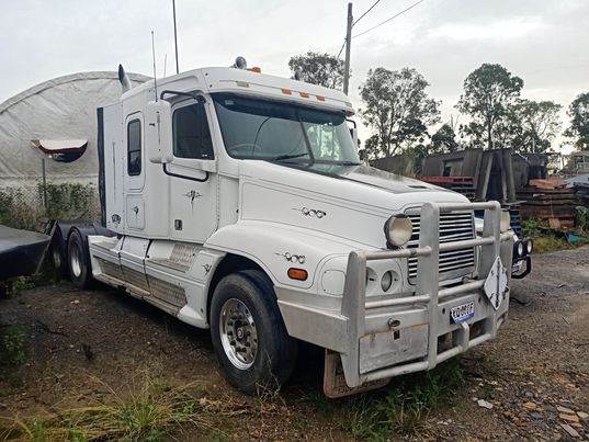 2000 FREIGHTLINER C 112 CENTURY CLASS (6x4) 18 SP MANUAL P/MOVER