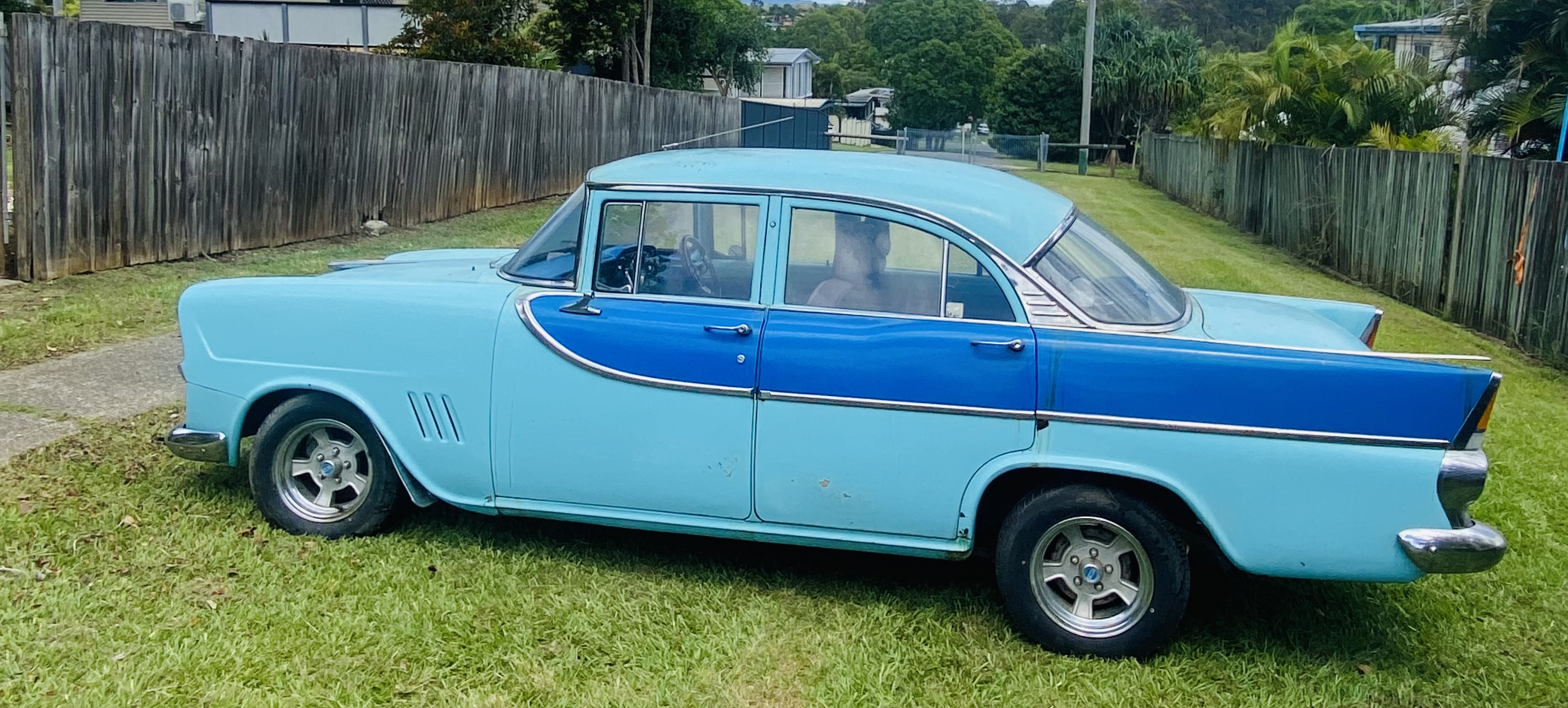 1960 HOLDEN SPECIAL FB SEDAN
