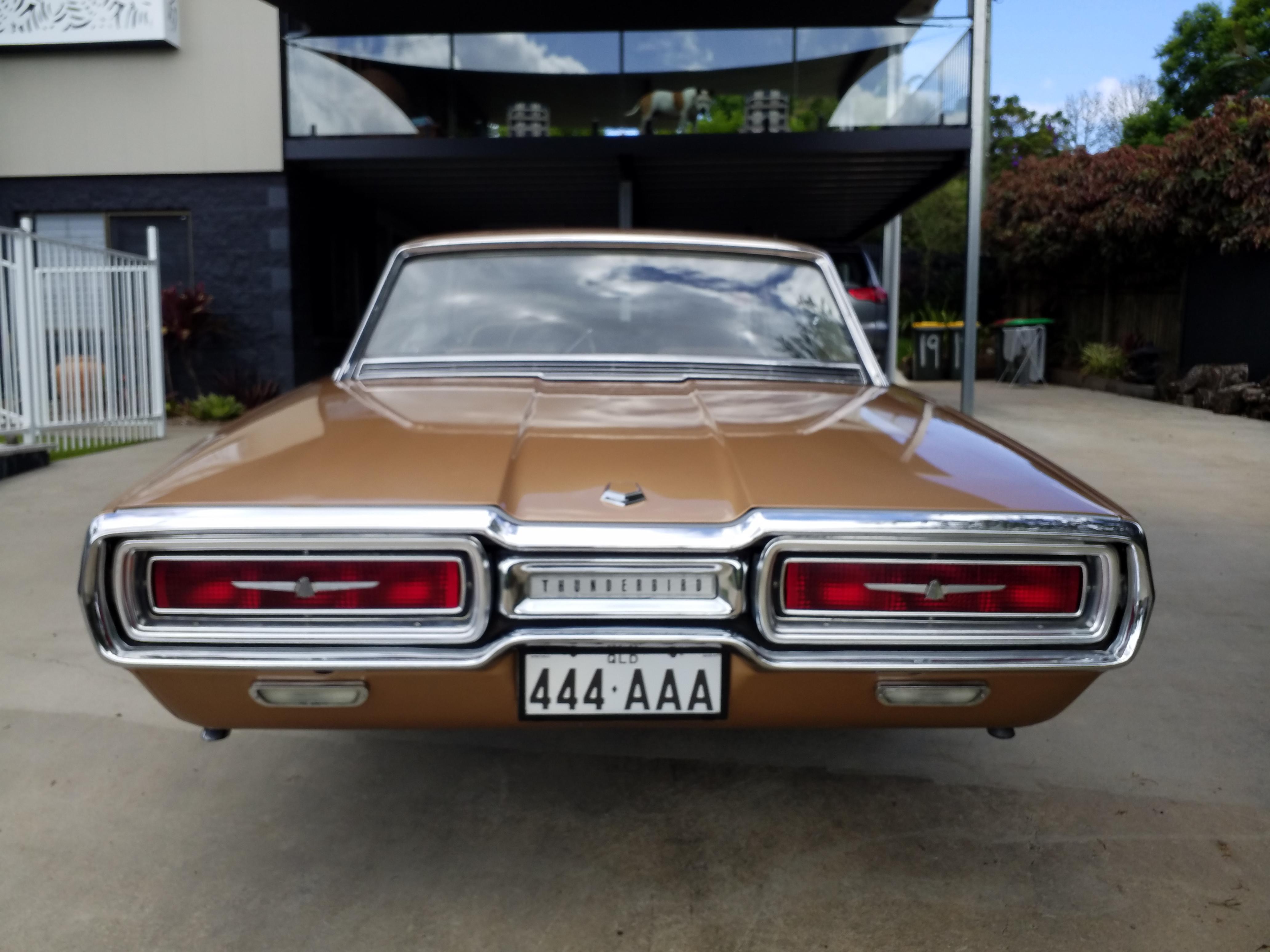 1964 FORD THUNDERBIRD COUPE 