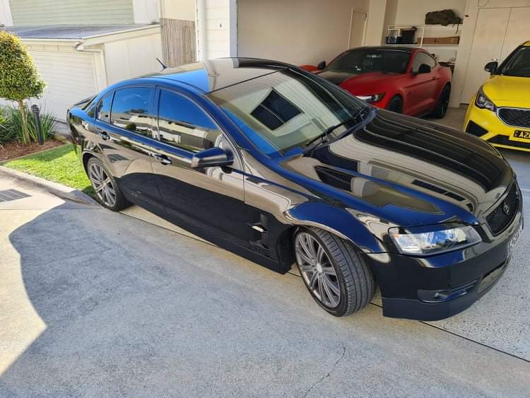 2009 HSV SENATOR E-SERIES MY08 UPGRADE 6 SP AUTO ACTIVE SEQ 4D SEDAN