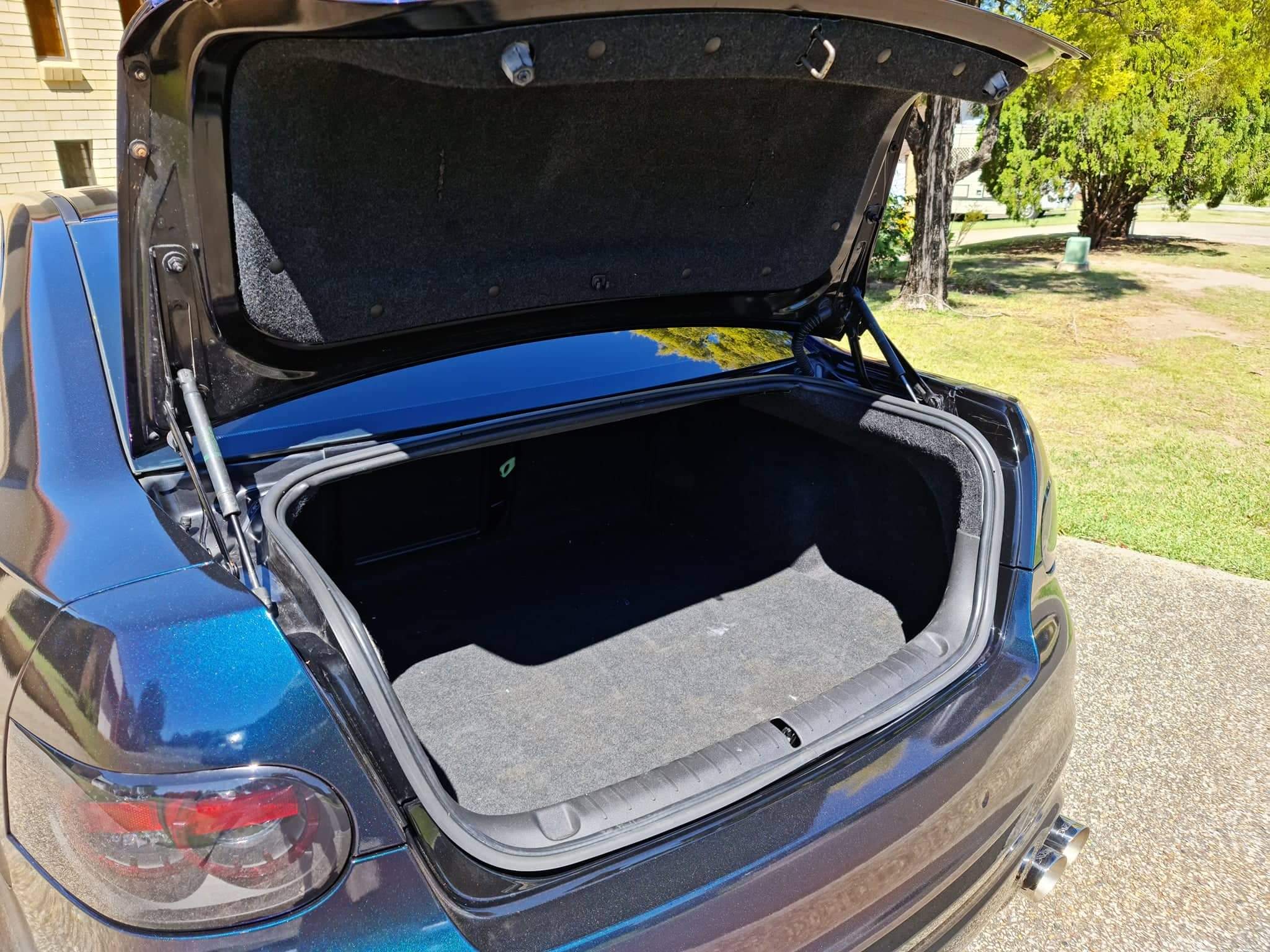 2009 HSV SENATOR E-SERIES MY08 UPGRADE 6 SP AUTO ACTIVE SEQ 4D SEDAN