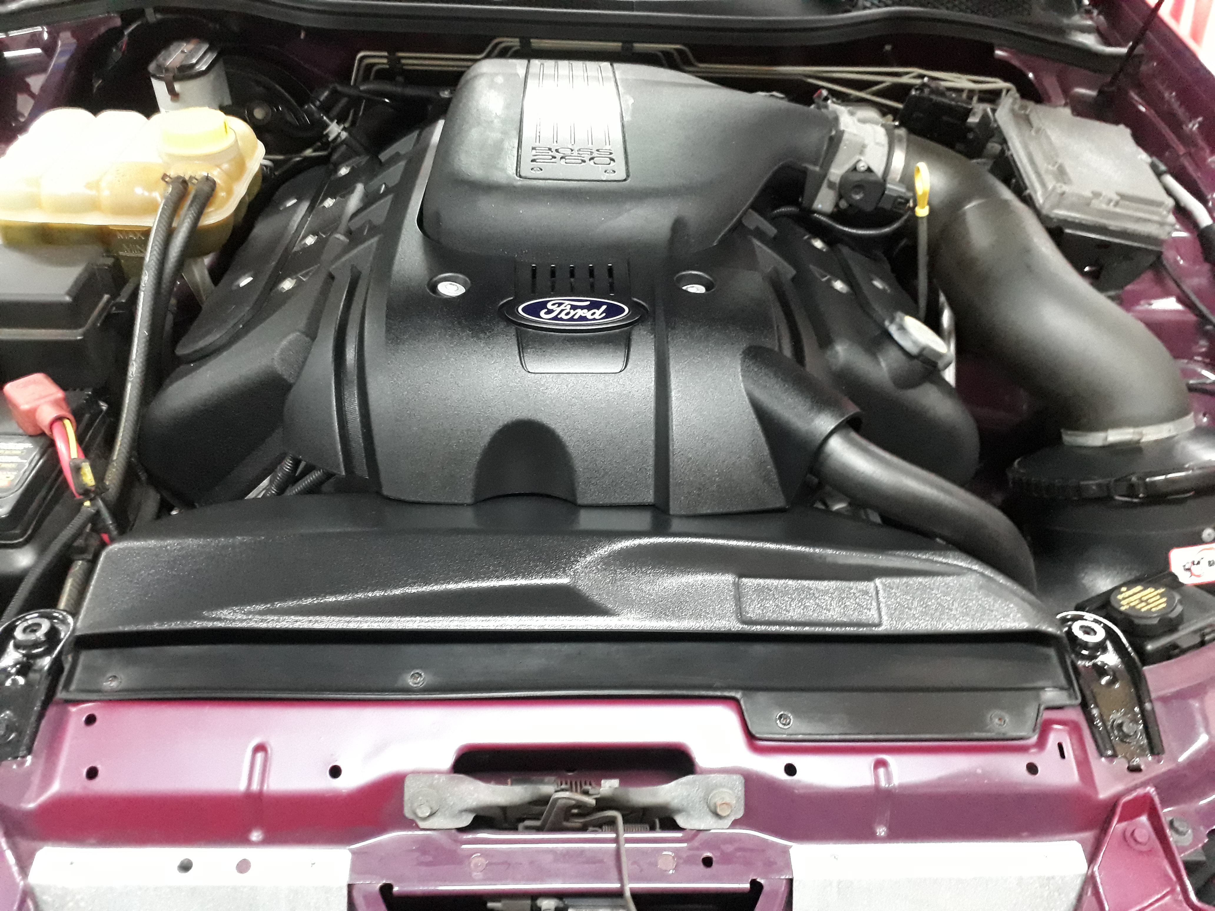 2005 FORD FALCON BA MKII XR8 MAGNET UTILITY