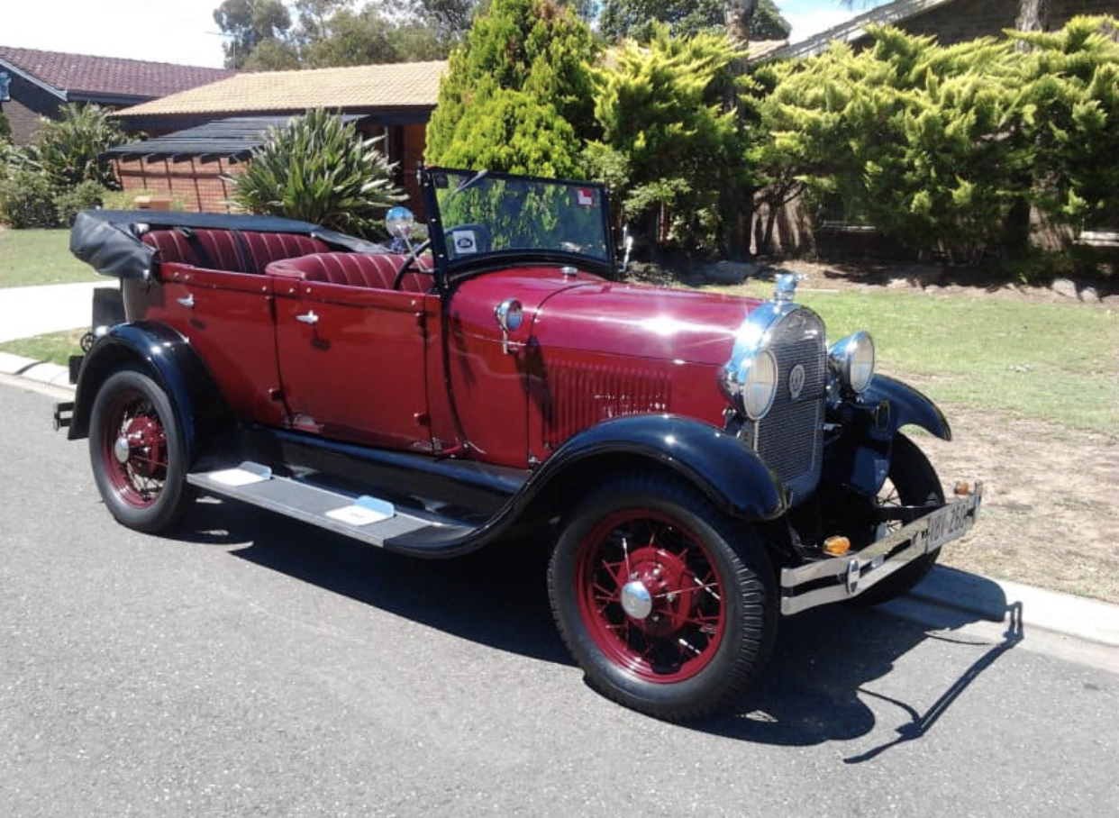 1929 FORD MODEL A SEDAN