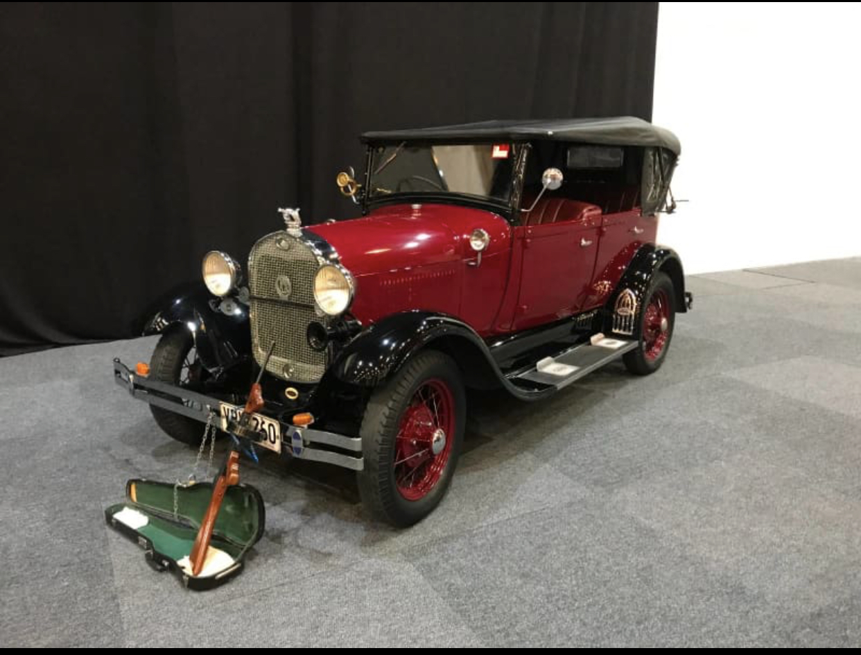 1929 FORD MODEL A SEDAN