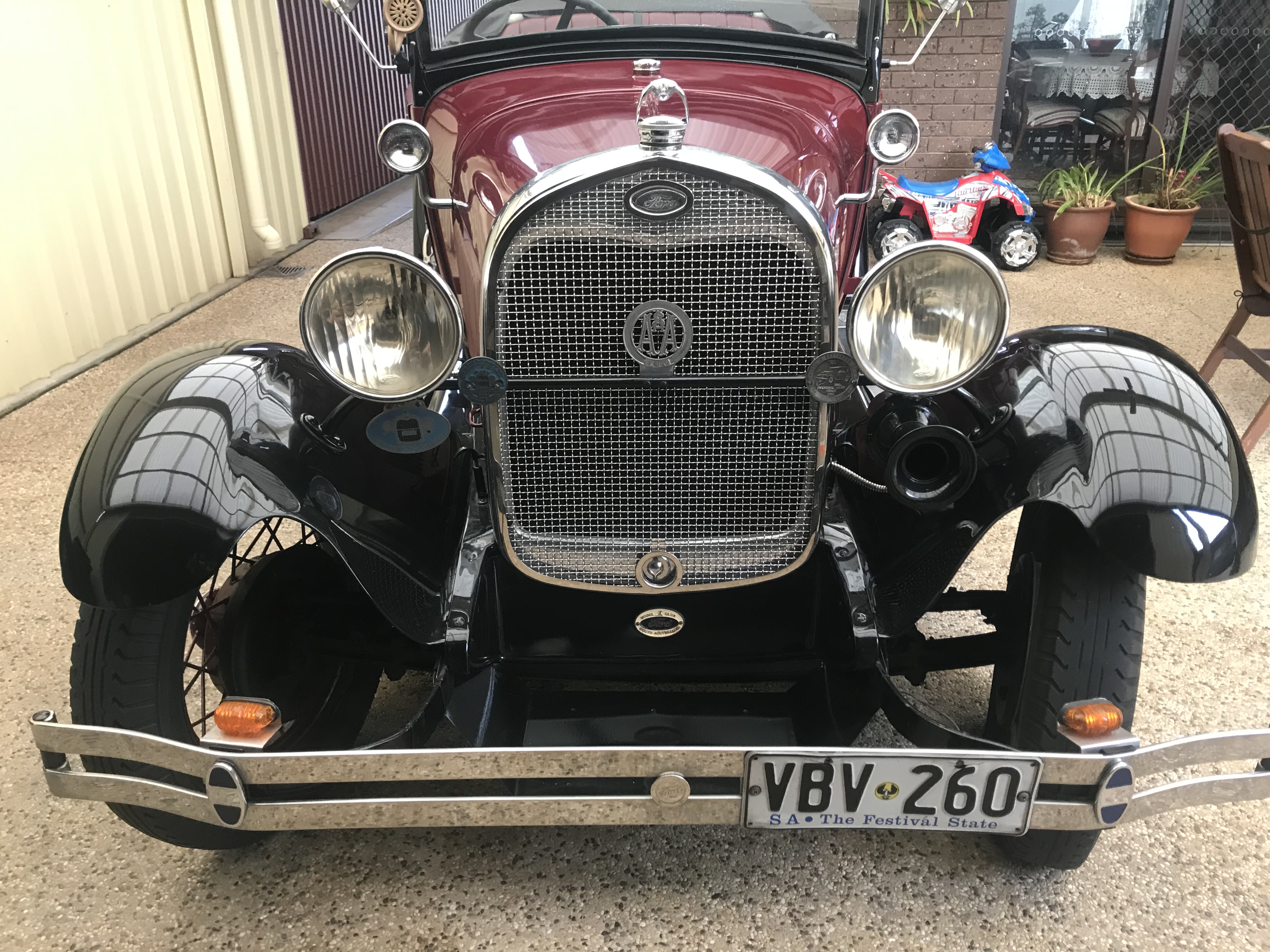 1929 FORD MODEL A SEDAN
