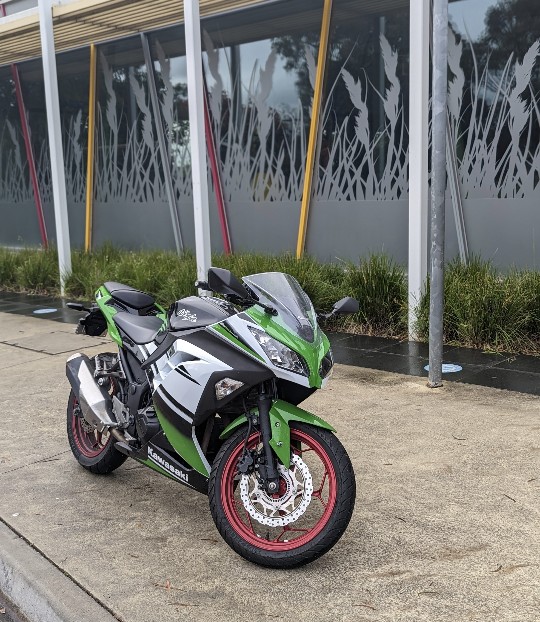 2015 KAWASAKI NINJA 300 SE ABS 30TH ANN SPORTS