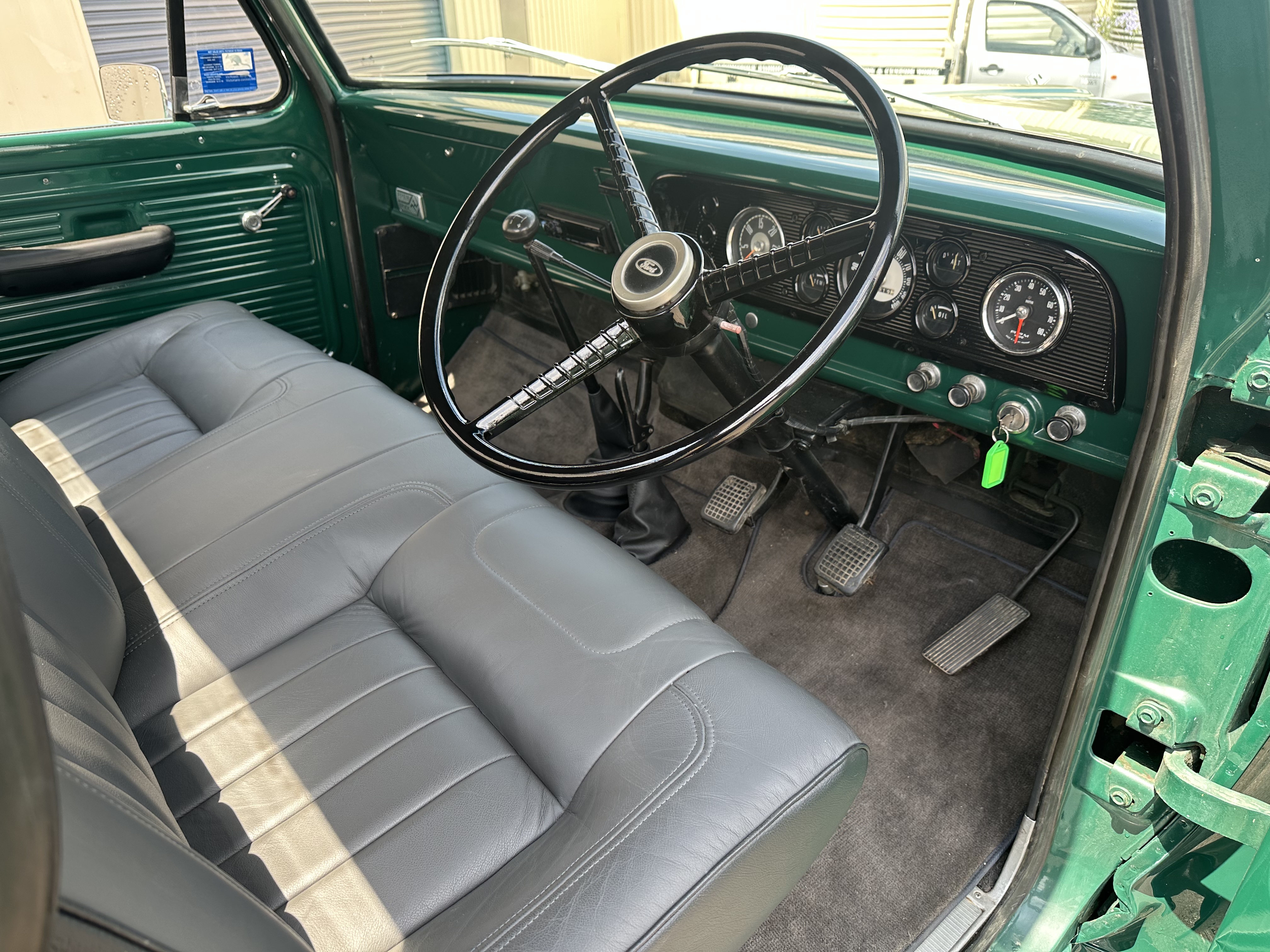 1969 FORD F500 CUSTOM PICK UP