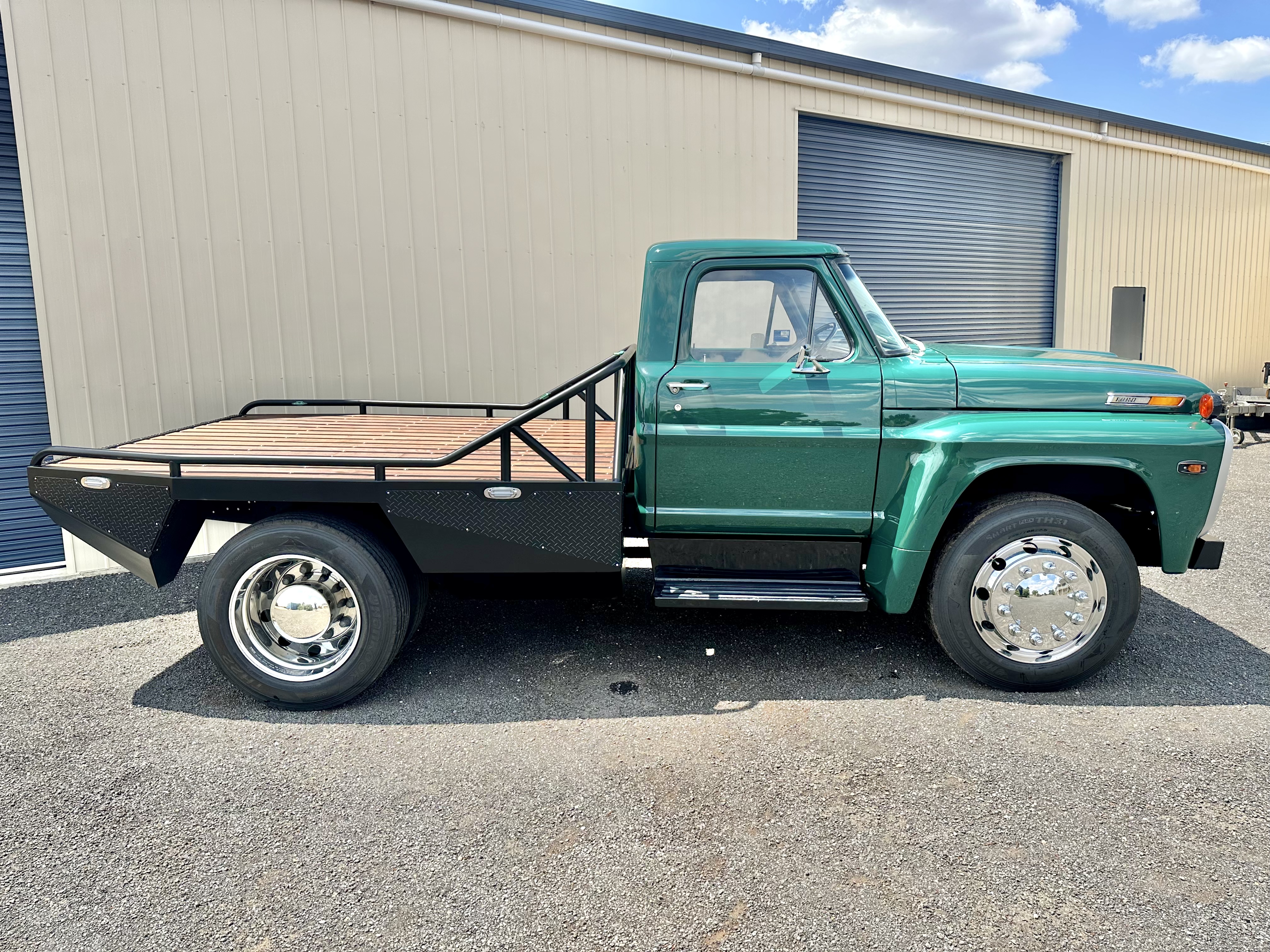 1969 FORD F500 CUSTOM PICK UP