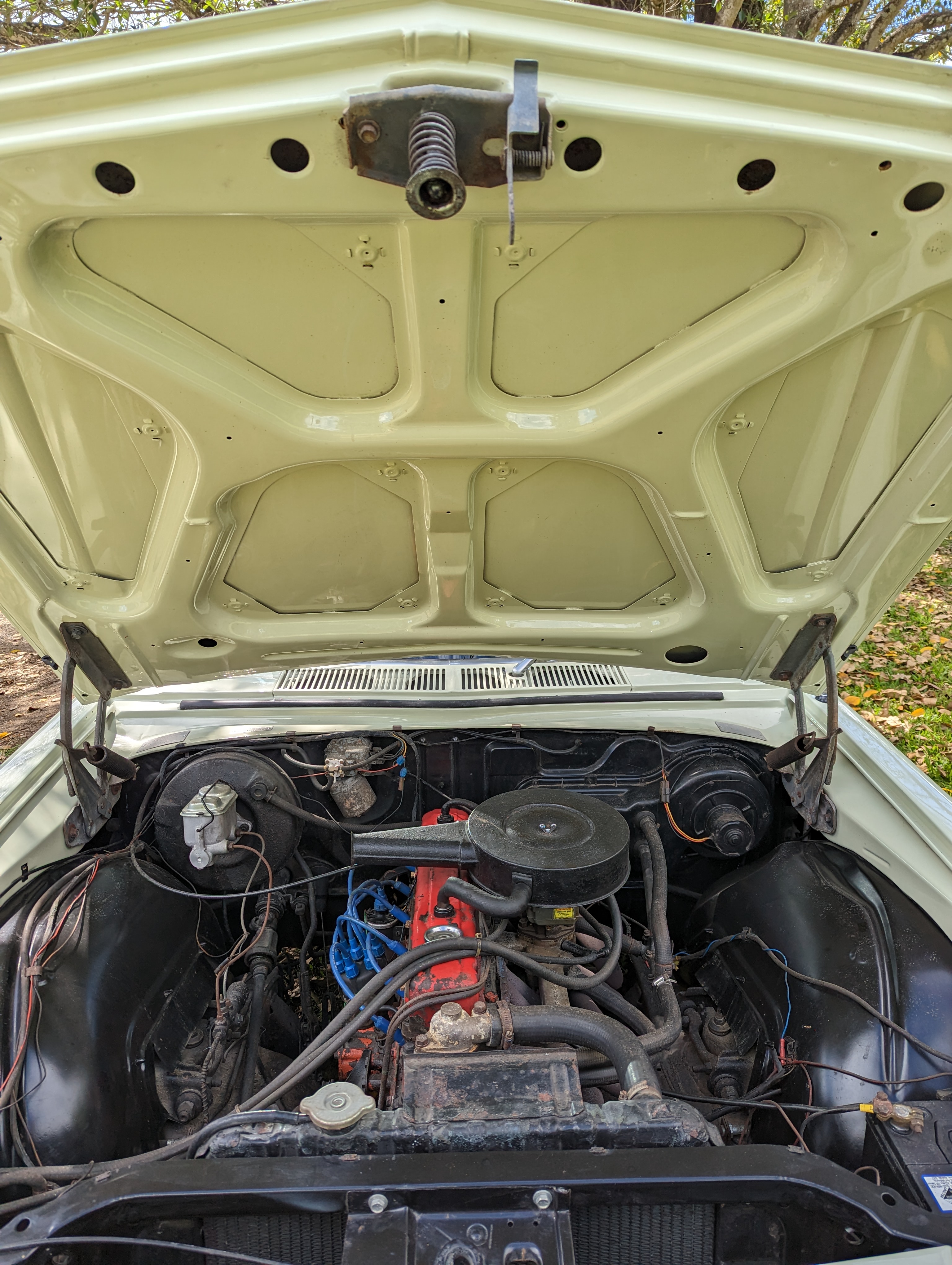 1975 HOLDEN KINGSWOOD HJ 3 SP MANUAL 4D SEDAN