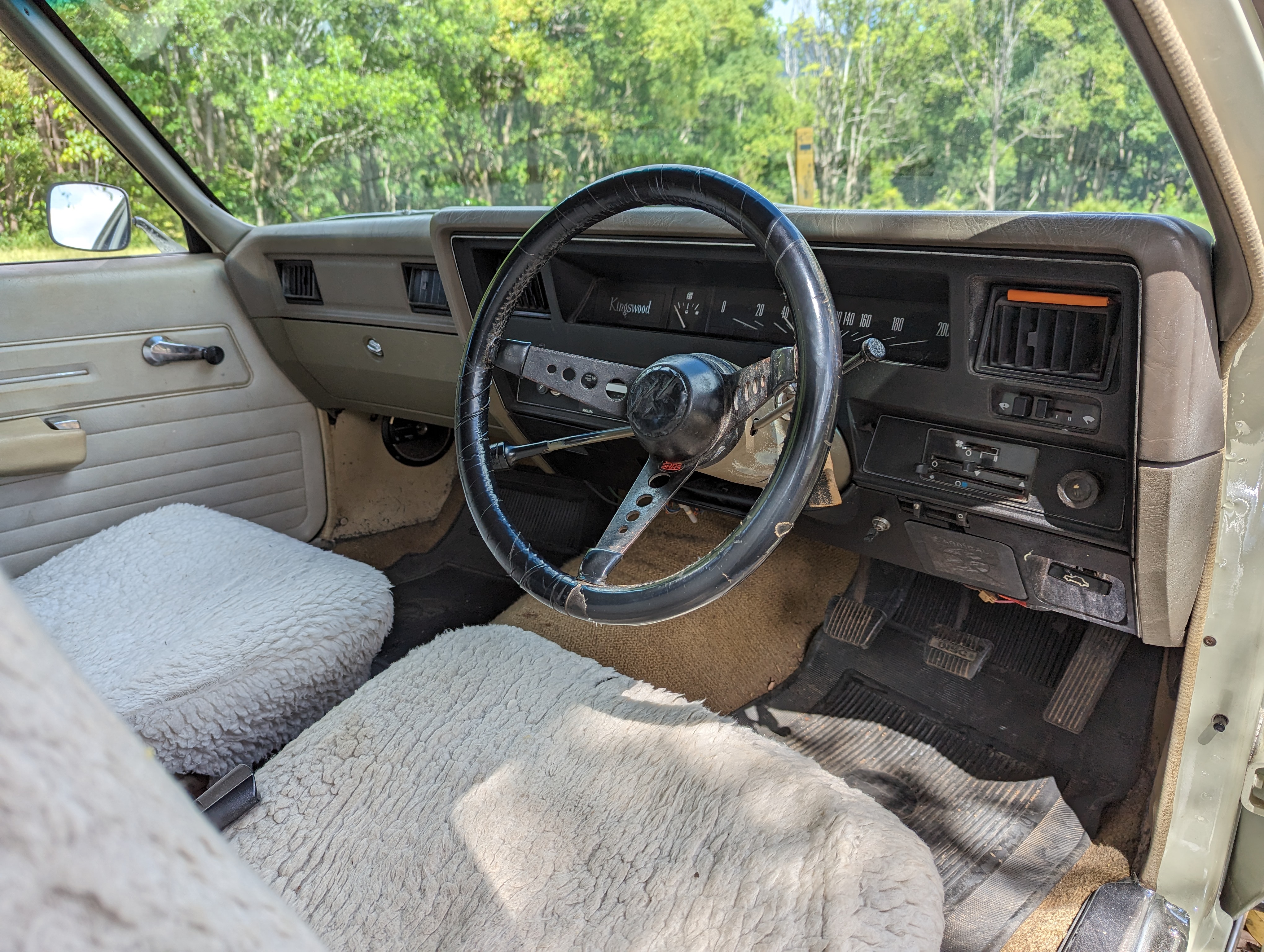 1975 HOLDEN KINGSWOOD HJ 3 SP MANUAL 4D SEDAN