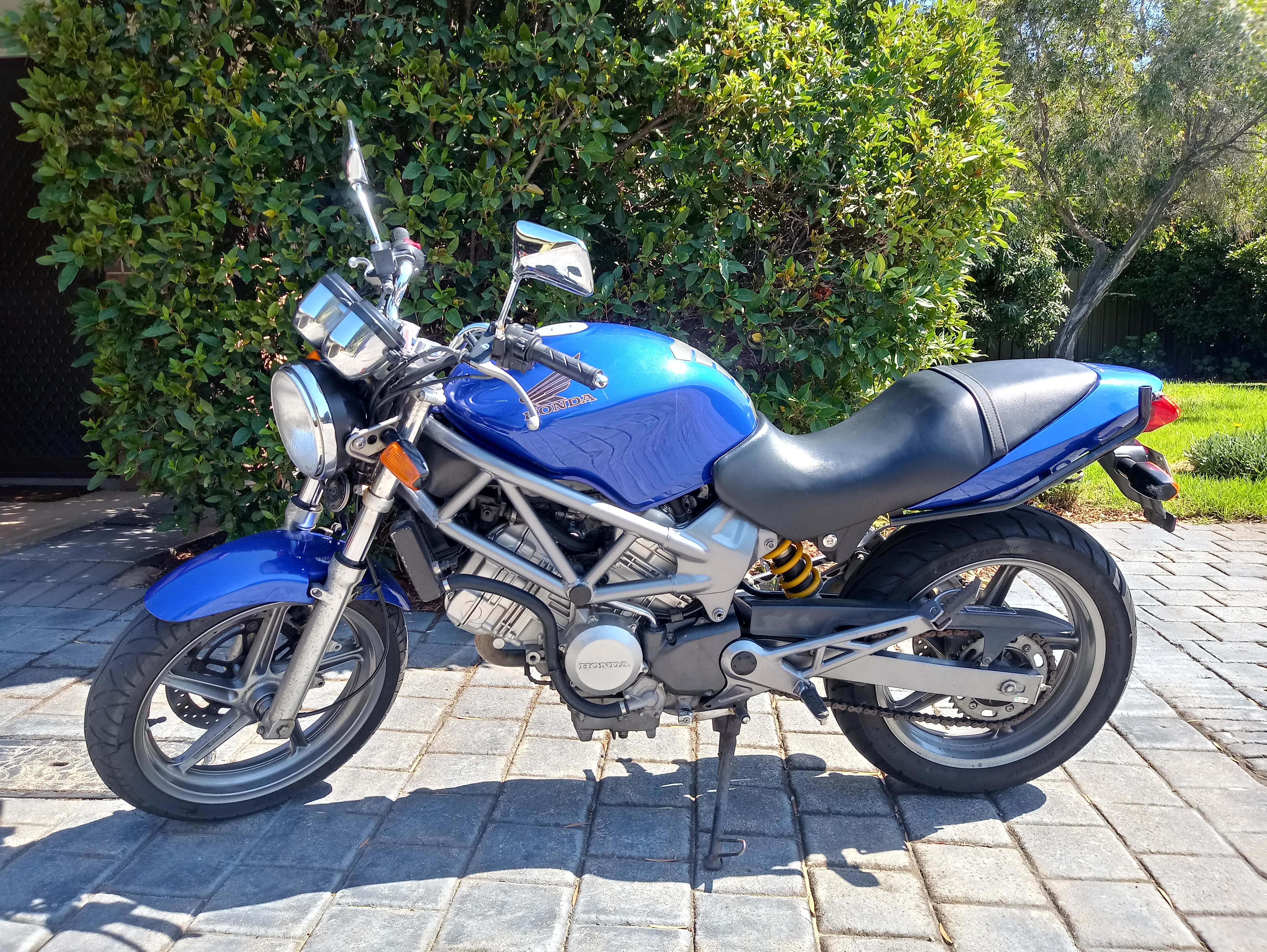 2006 HONDA VTR250 ROAD