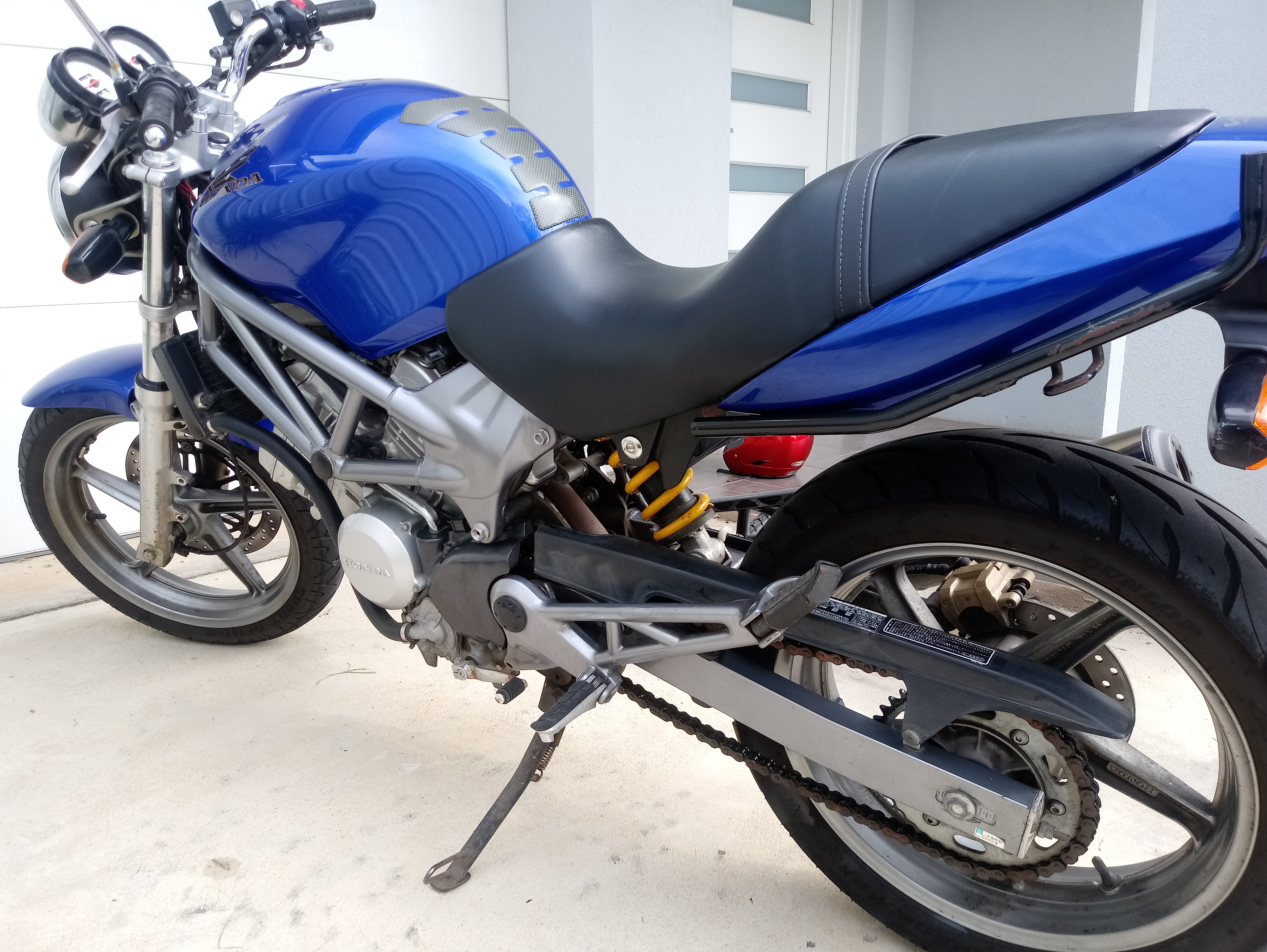 2006 HONDA VTR250 ROAD