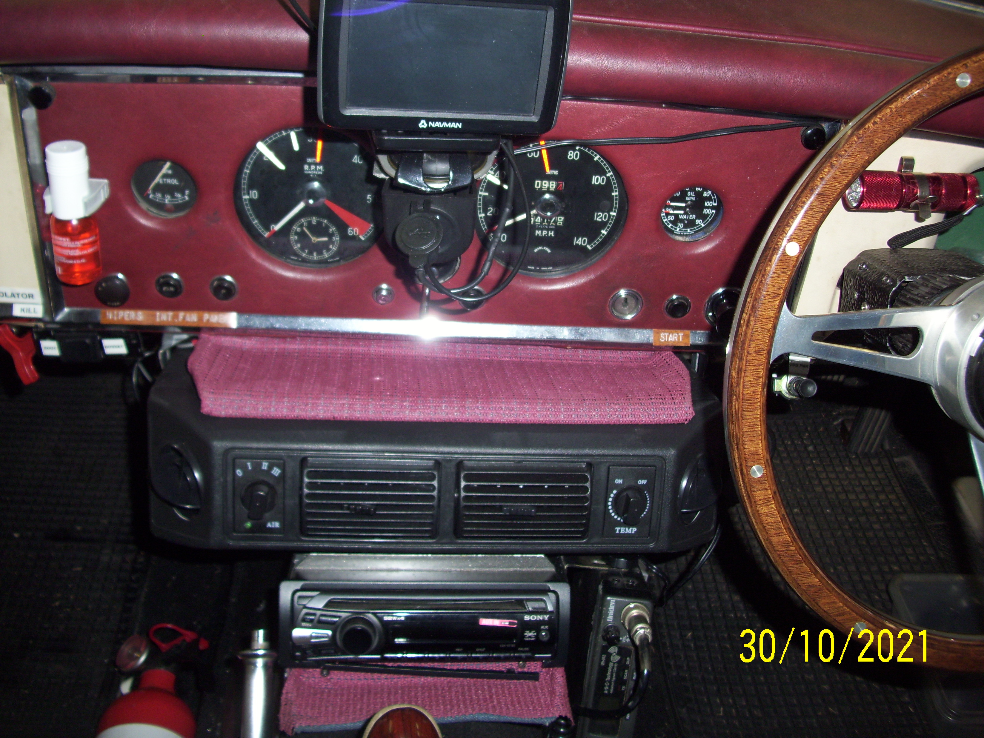 1957 JAGUAR XK150 COUPE
