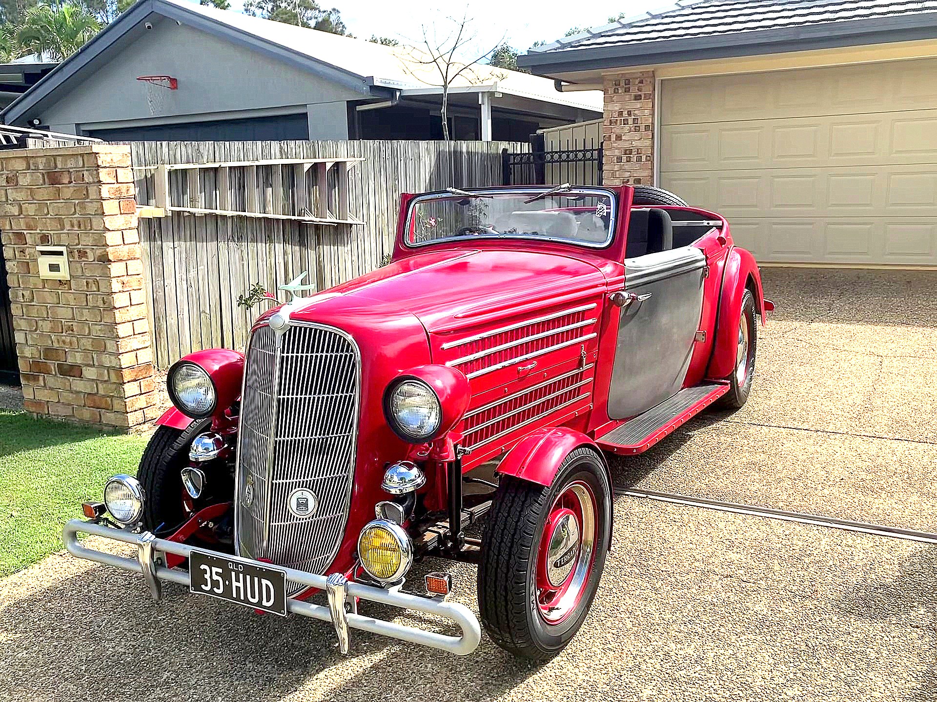 1935 HUDSON TERRAPLANE ROADSTER