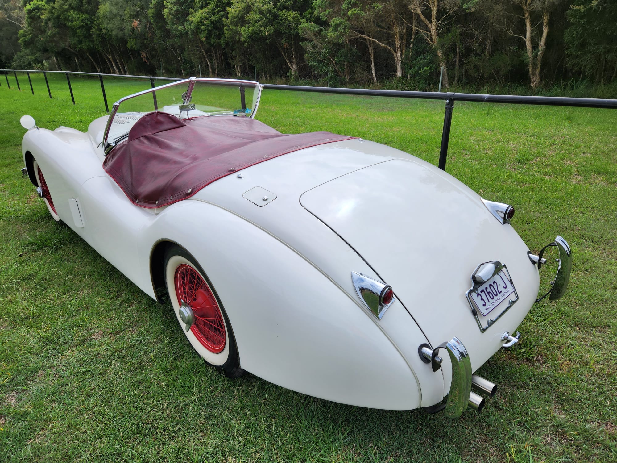 1954 JAGUAR XK120 CONVERTIBLE