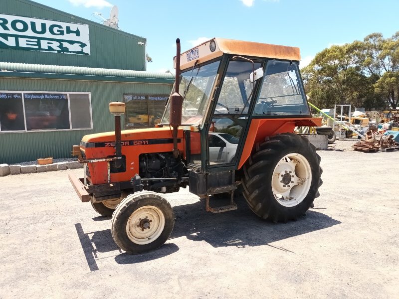 ZETOR 5211 TRACTOR